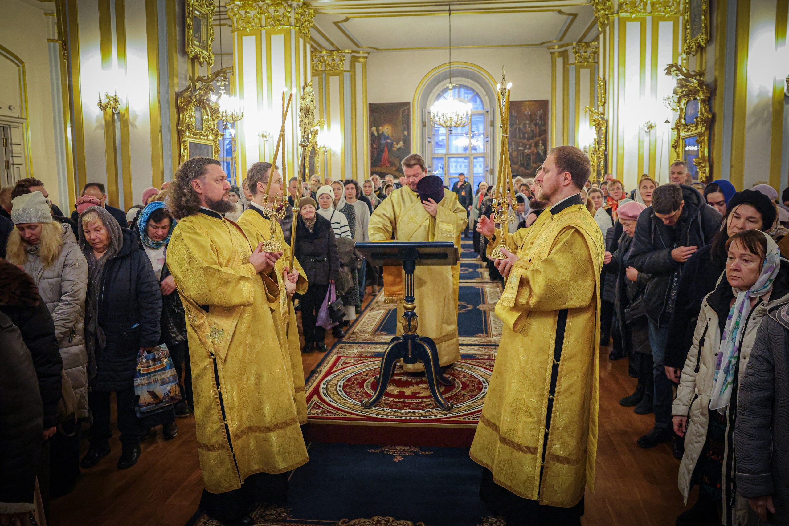 Святителя Николая, архиепископа Мир Ликийских, чудотворца. НИКОЛО-БОГОЯВЛЕНСКИЙ МОРСКОЙ СОБОР