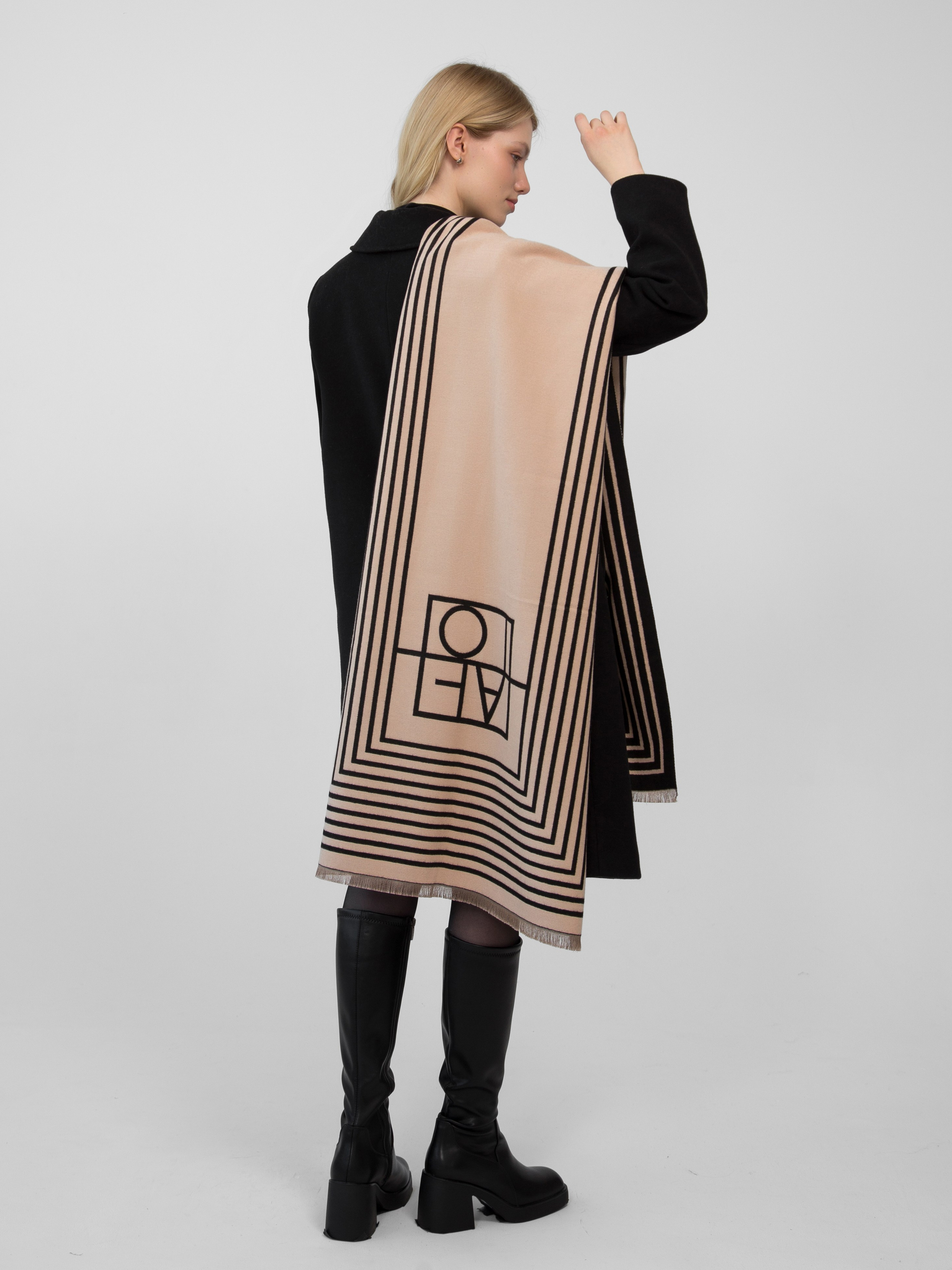 Шарфомания. Фотограф в Москве Саша Кудрявая