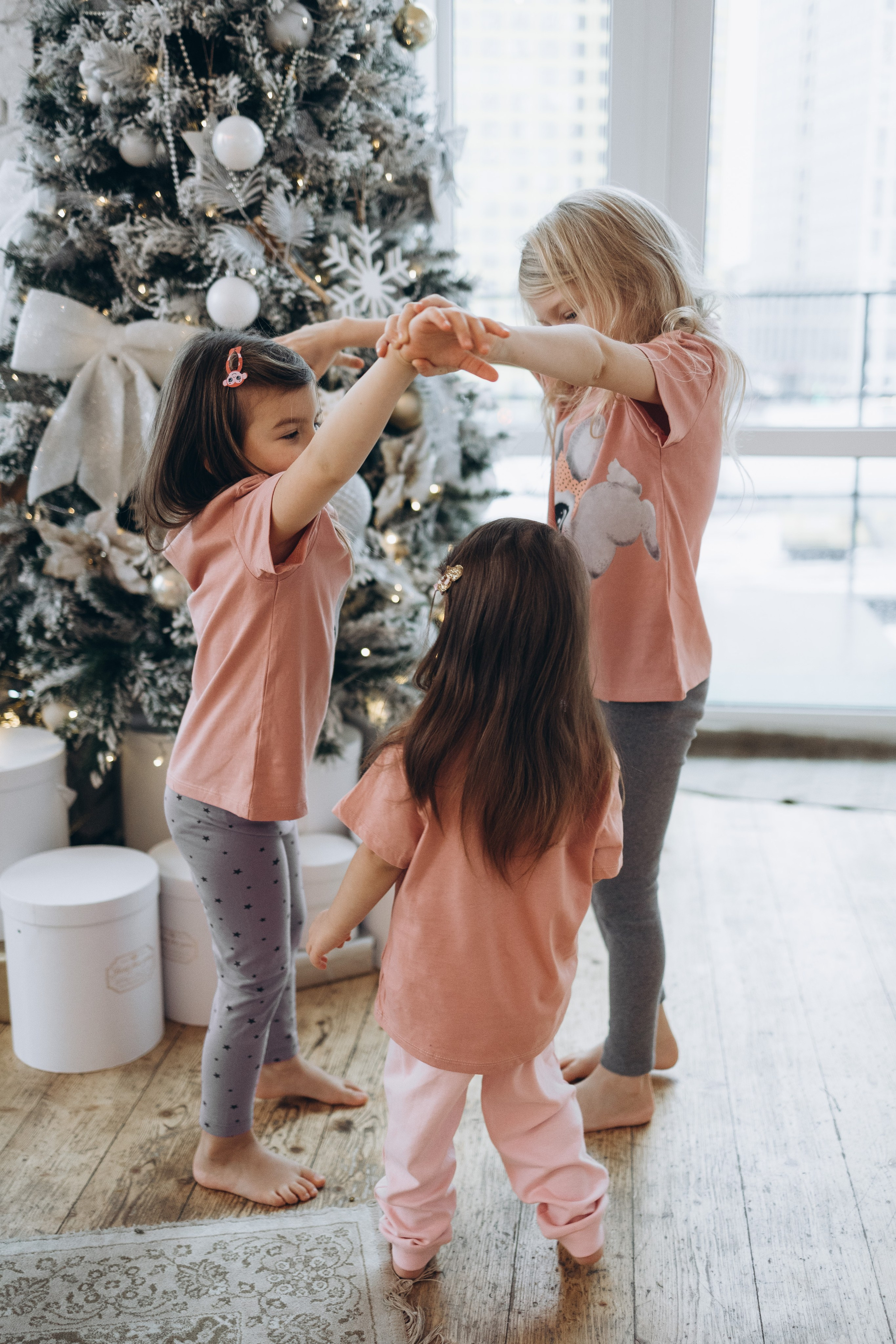 Эля, Вася, Алиса, Ева, Мира. Семейный фотограф в Москве Виктория Ястребинская