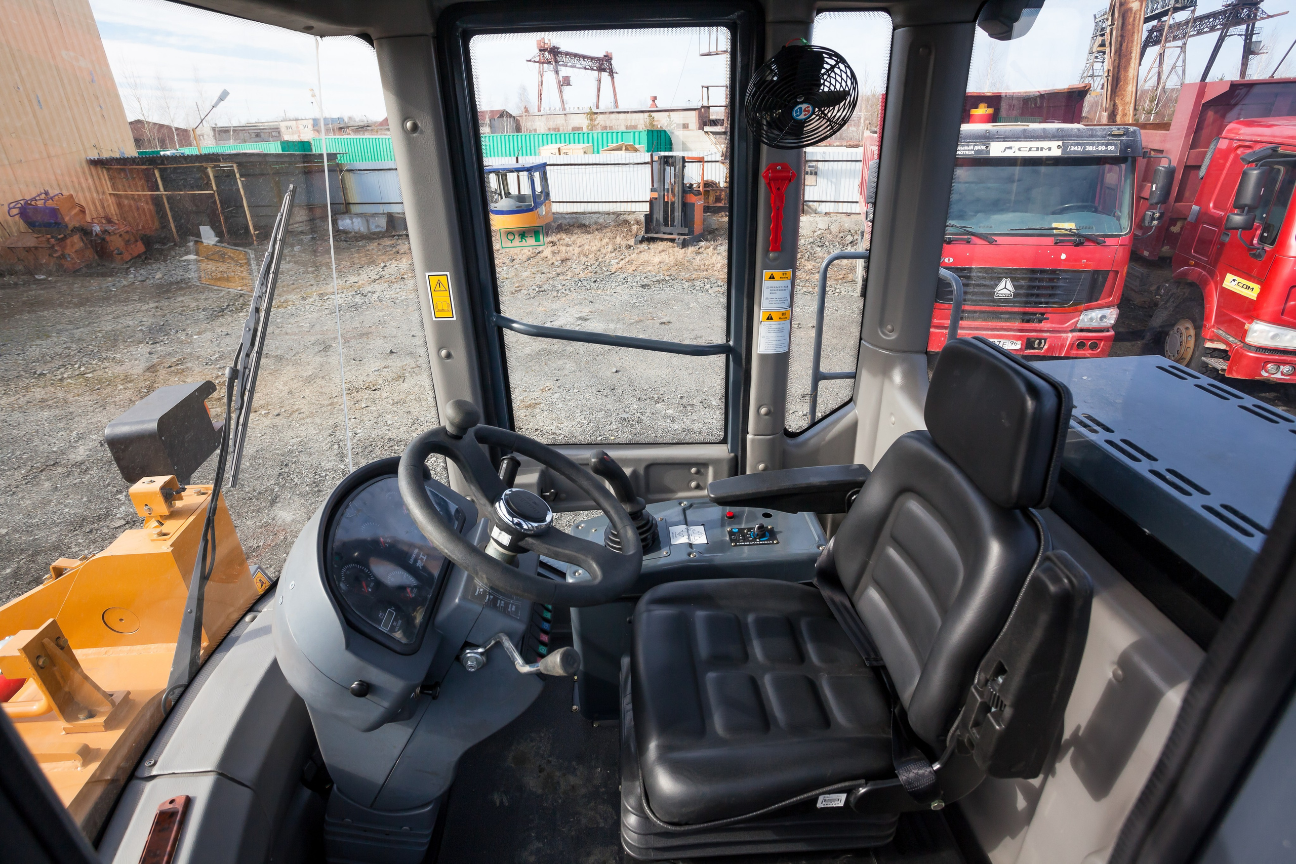 ТЕХНИКА/TECHNIC. Фотограф и оператор Сергей Окладников