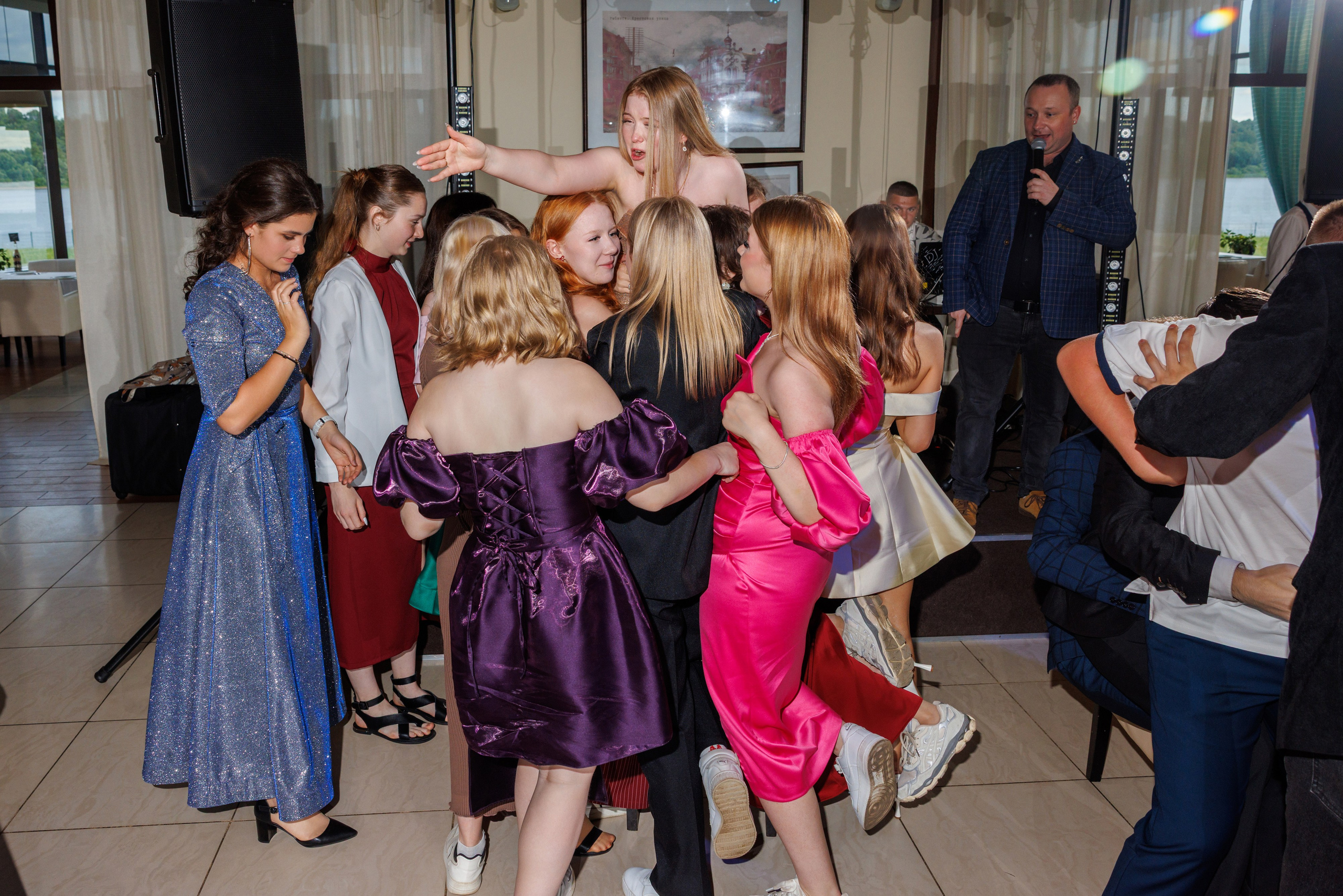 Выпускной 2025 Шк 10. Коммерческий фотограф Андрей Тремасов