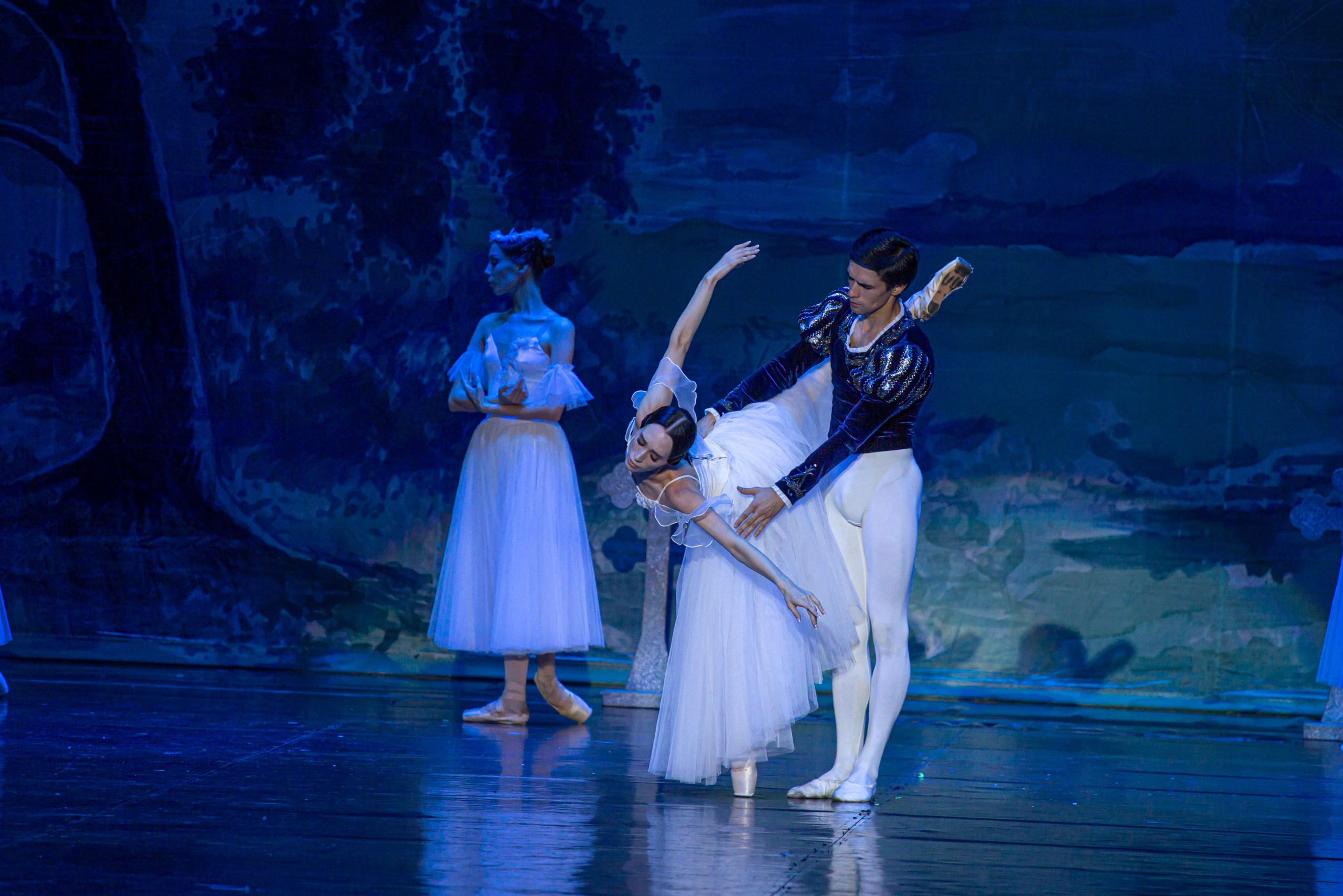 Жизель балет Марийского театра оперы и балета на сцене Зимнего театра. Фотограф в Сочи Юрий Шептаев