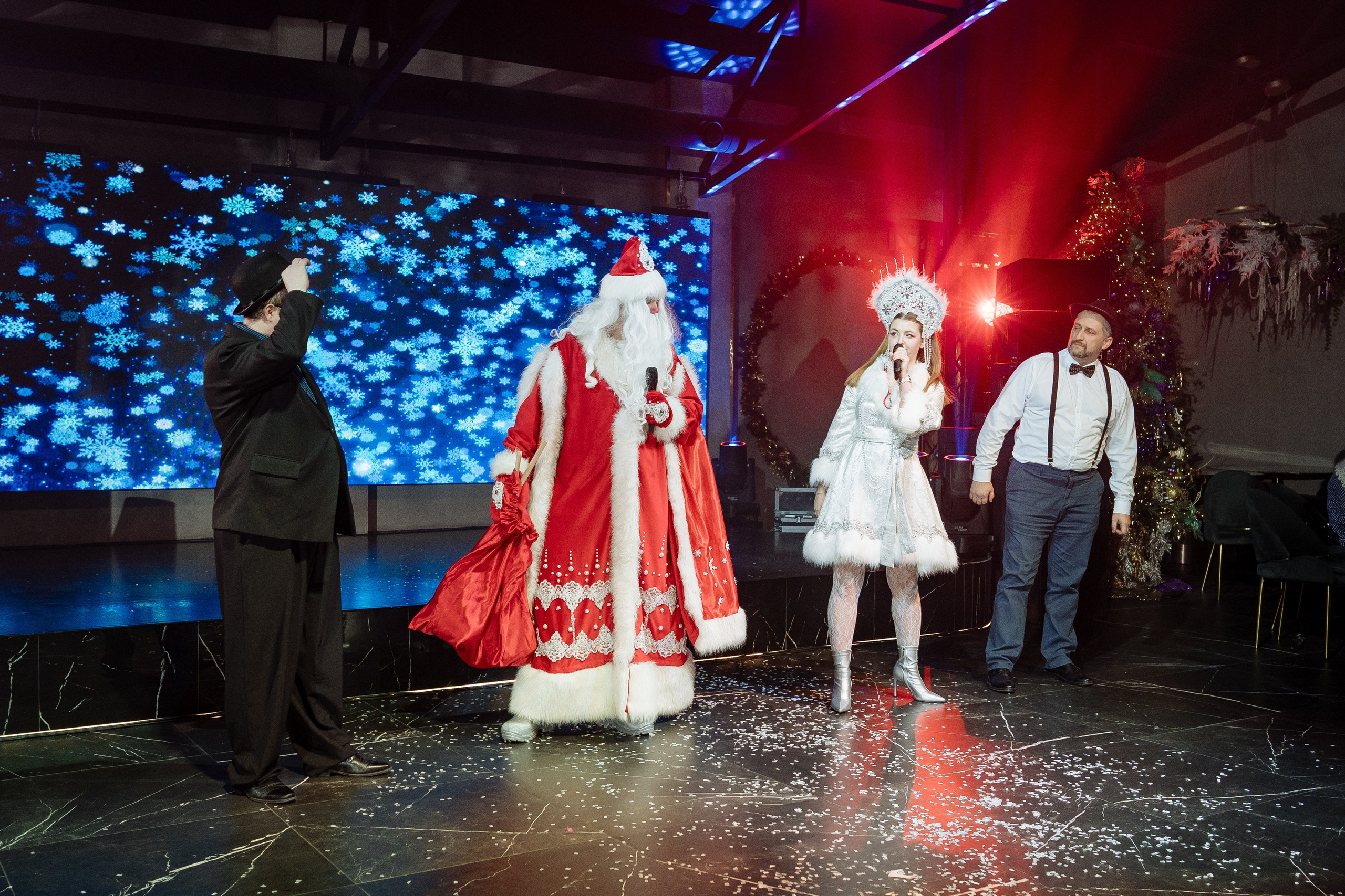 Альбион Тур