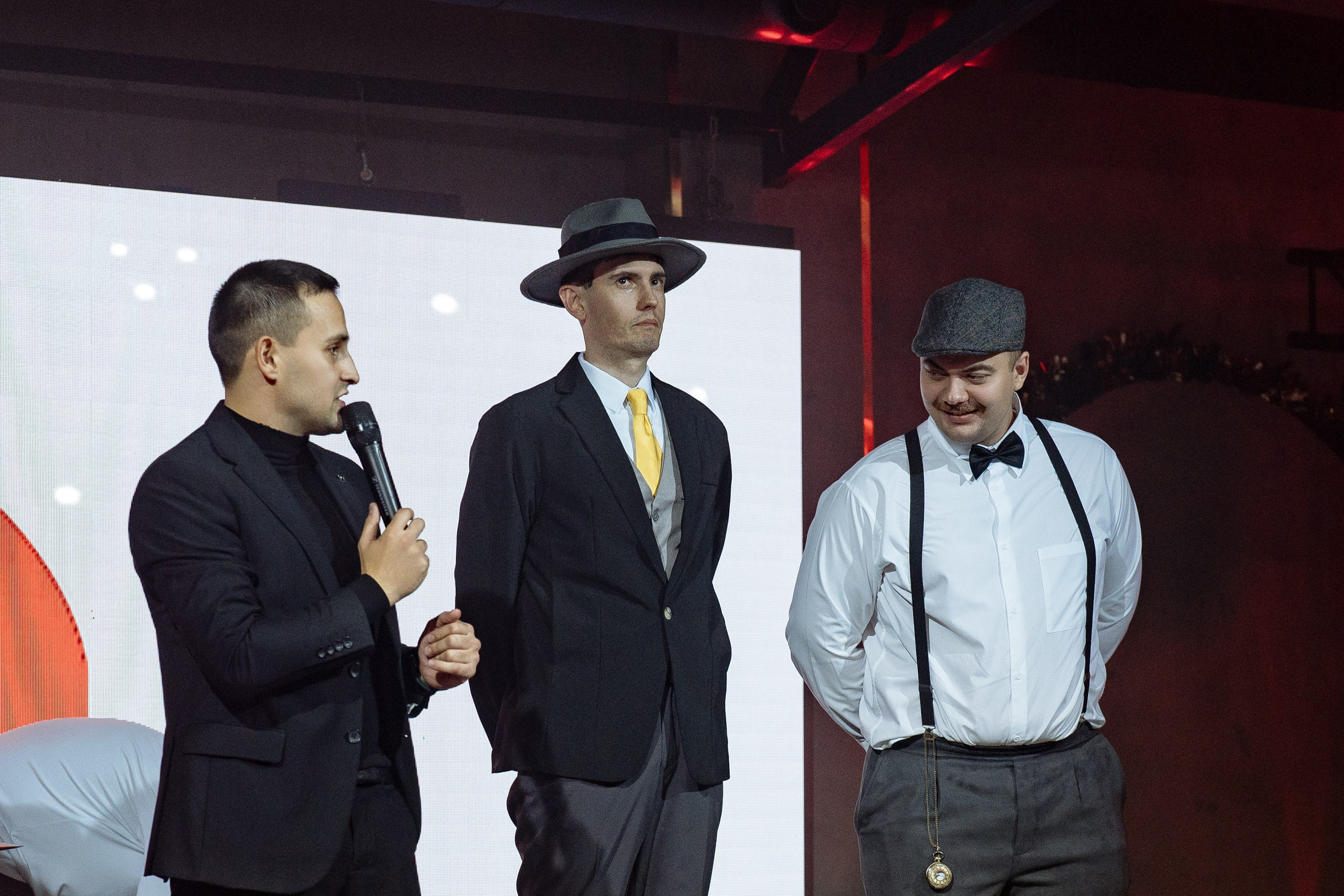 Альбион Тур