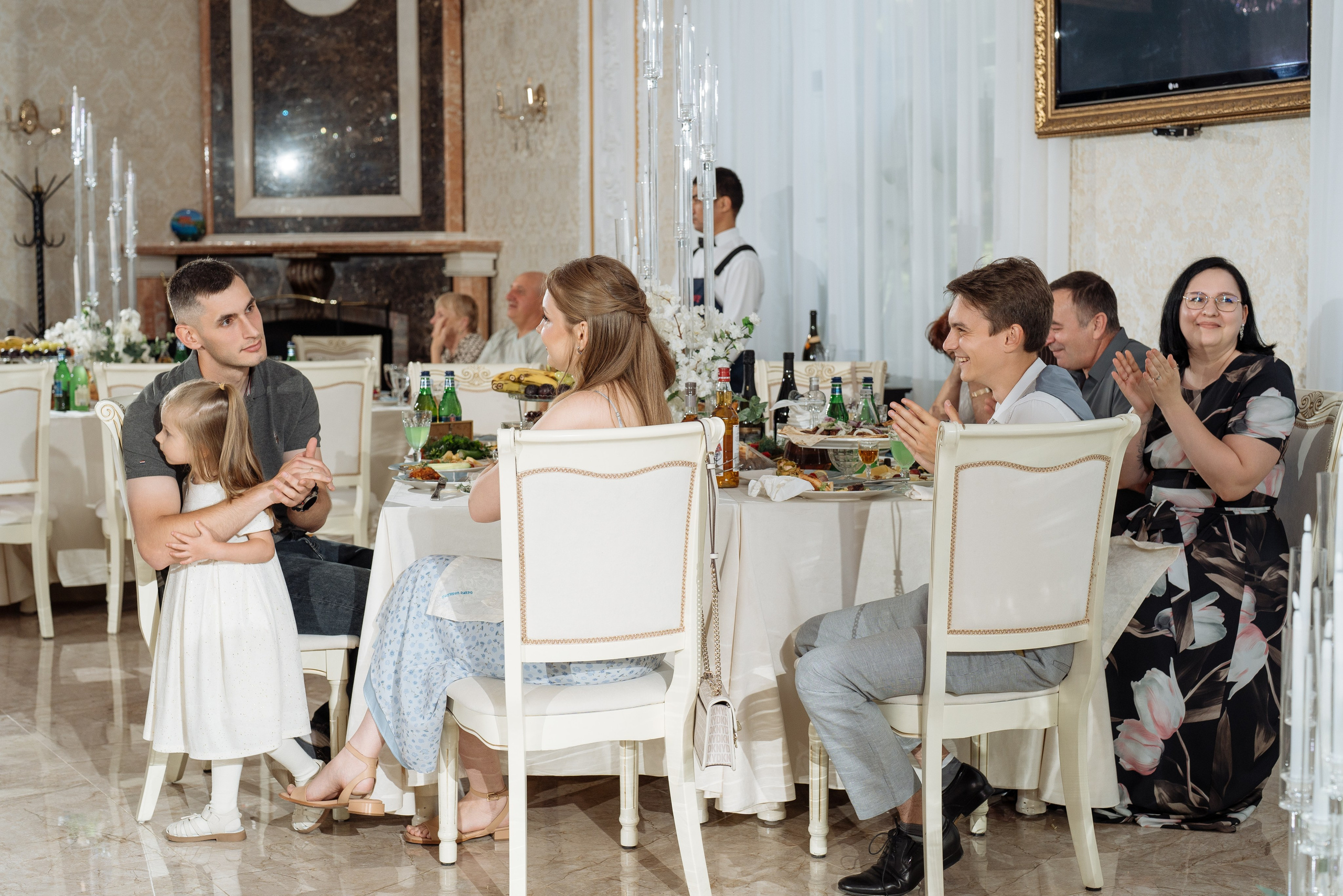 Виктор и Юлия