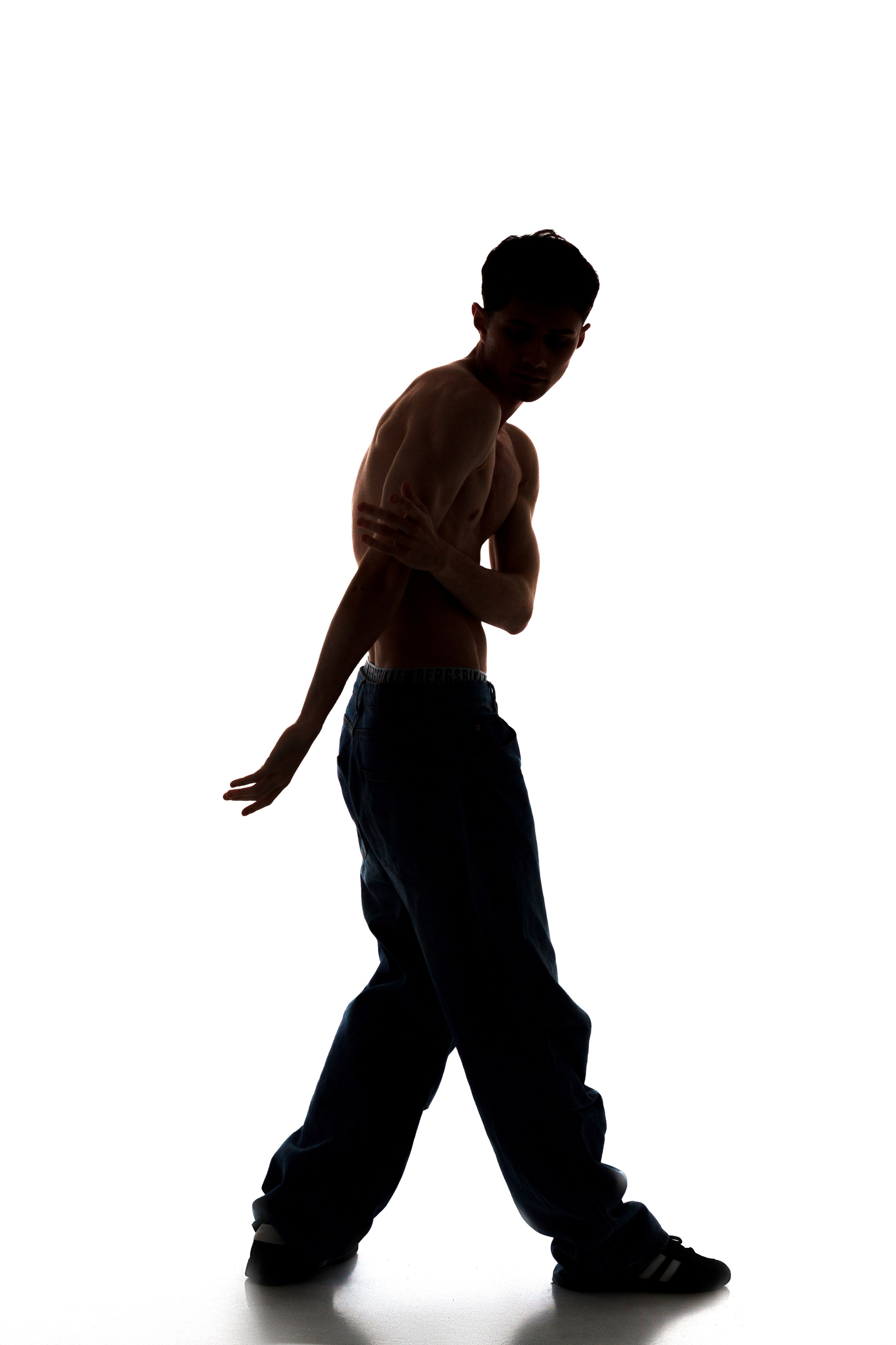 Артист балета Артём Кайков. Уютный фотограф в Таганроге: портреты, альбомы, семейные и детские фотосессии| Рада Шатунова