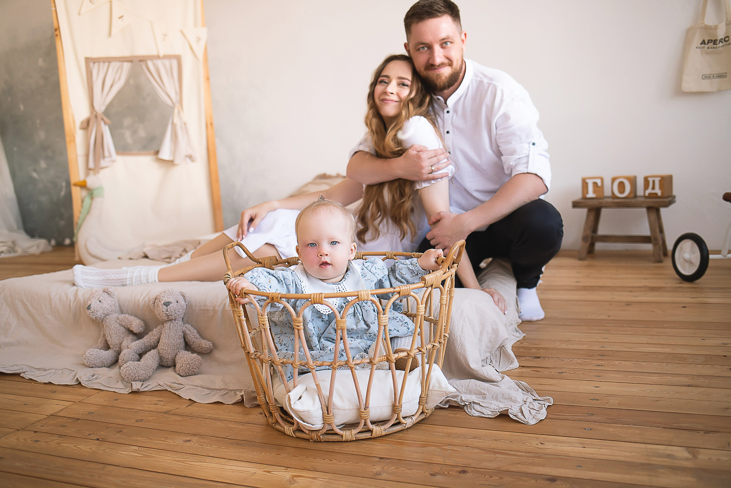 Детская, семейная фотосессия. Фотограф новорожденных в Новосибирске
