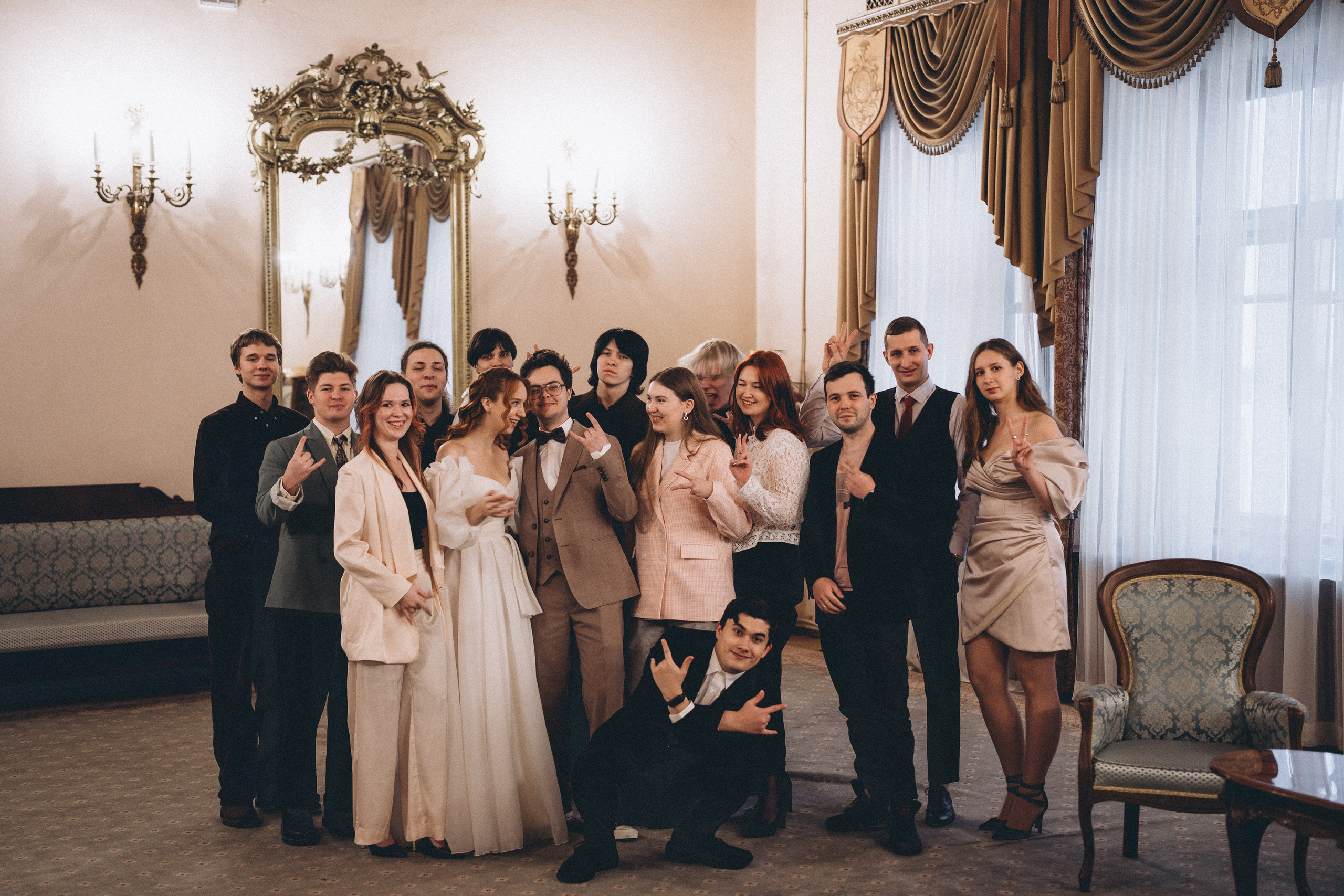 СВАДЕБНАЯ СЬЕМКА ВО ВТОРОМ ДВОРЦЕ С ГОСТЯМИ И ПРОГУЛКА В ТАВРИЧЕСКОМ САДУ. Профессиональный фотограф, Санкт-Петербург — Виктория Богомолова