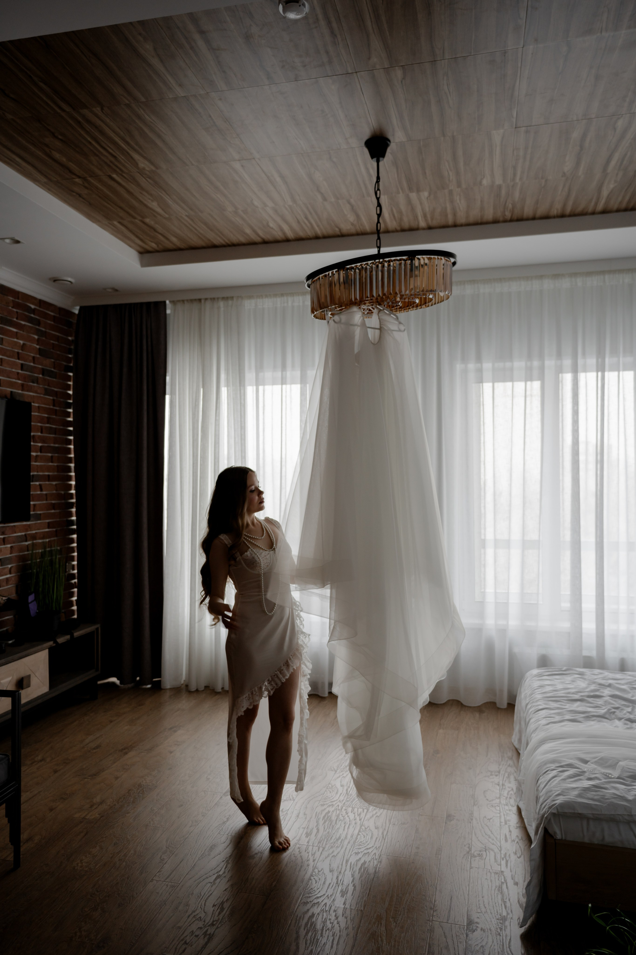 СВАДЕБНАЯ СЬЕМКА СБОРОВ В ОТЕЛЕ И ВЫЕЗД НА ЦЕРЕМОНИЮ (СНЯТО В СИБИРЕ В НИЖНЕВАРТОВСКЕ). Профессиональный фотограф, Санкт-Петербург — Виктория Богомолова