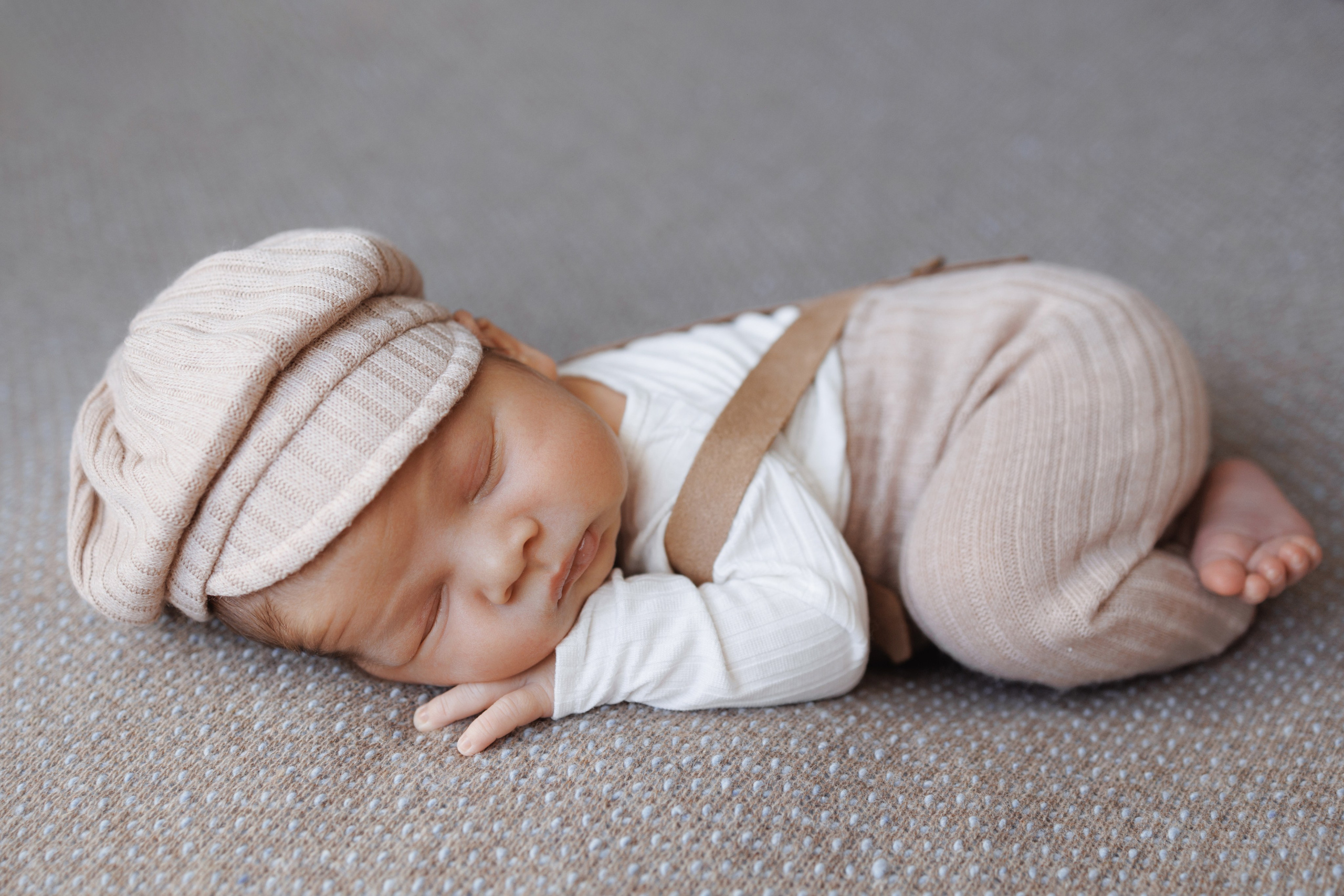 Костюмчики для фотосессии новорождённых мальчиков — съёмочный гардероб | Фотограф Красноярск. Фотограф беременности и новорожденных в Красноярске Вета Ланская