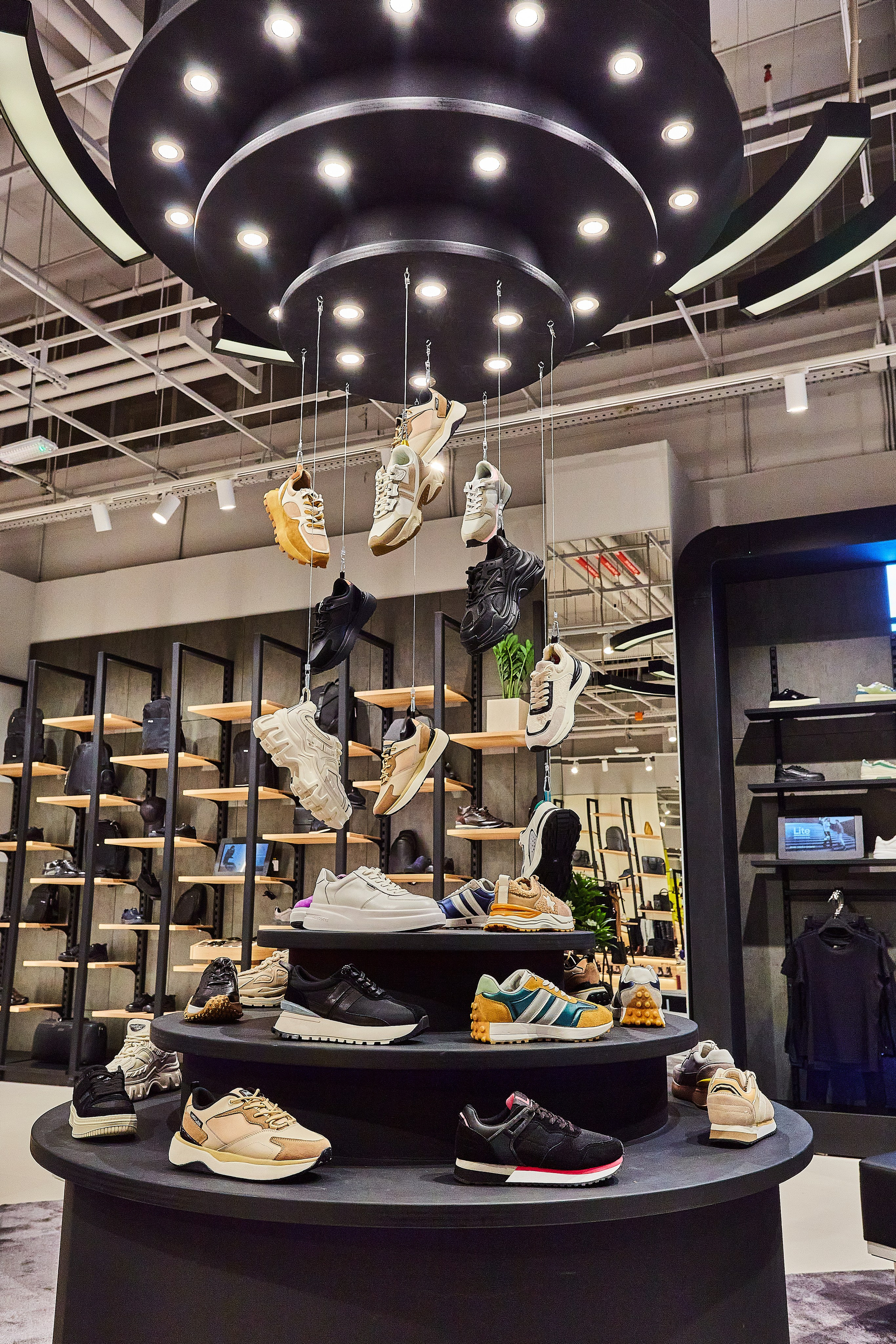 Съемка торгового магазина. Фотограф Руслан Потапов в Краснодаре