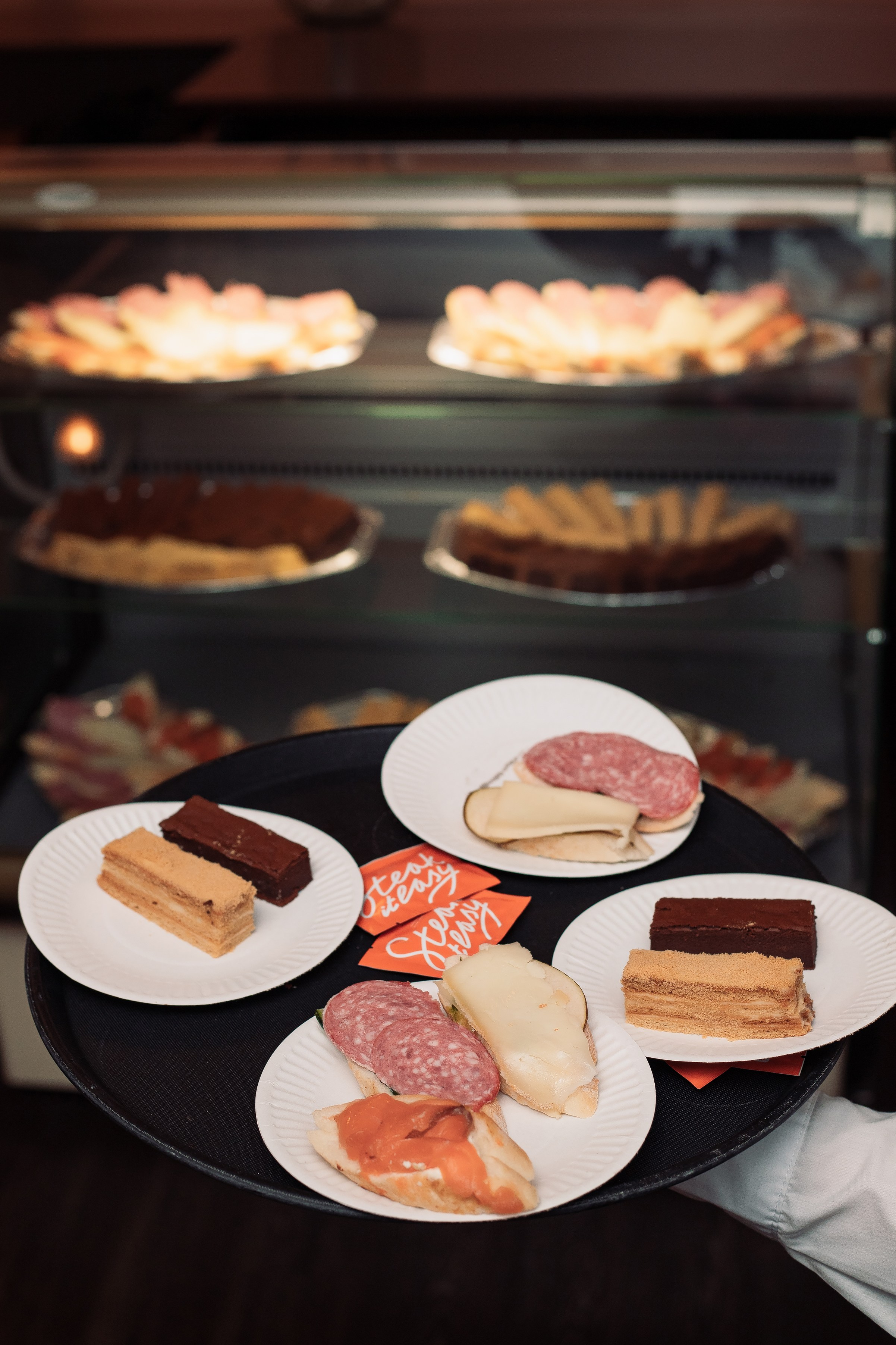 Модный антракт. Репортажный и fashion фотограф в Москве Сергей Бардин