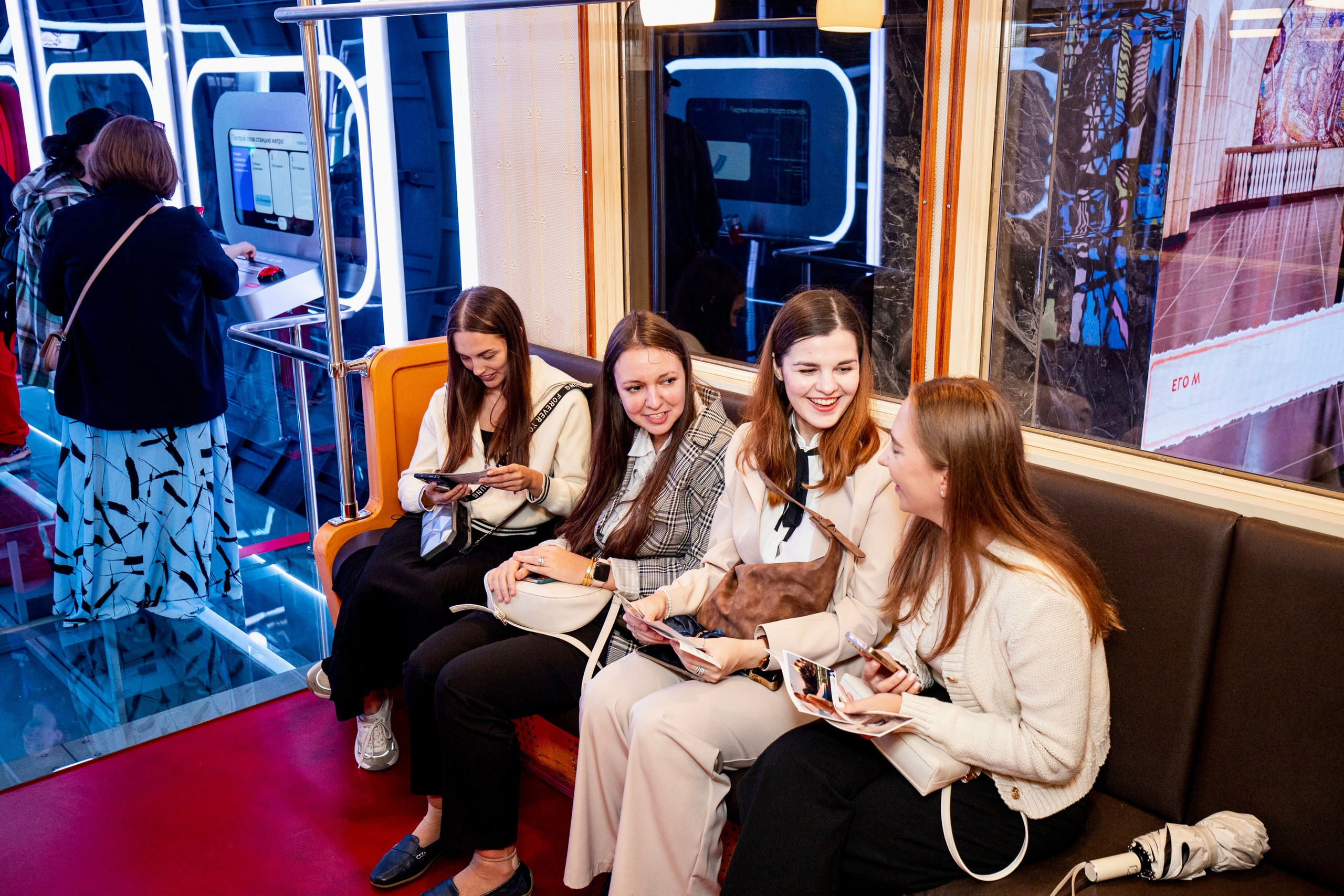 Москва 2030. Репортажный и fashion фотограф в Москве Сергей Бардин