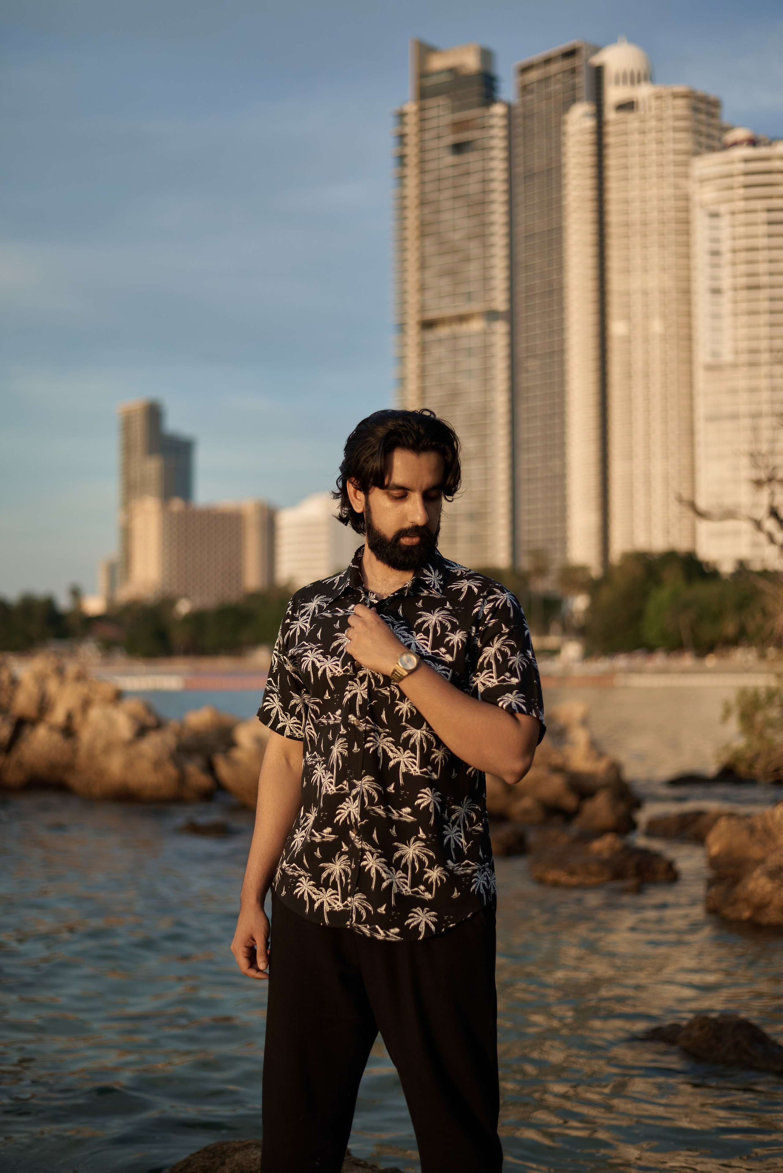Love story photoshoot on the beach in Pattaya. Photographer Bangkok — Pattaya | фотограф Бангкок — Паттайа