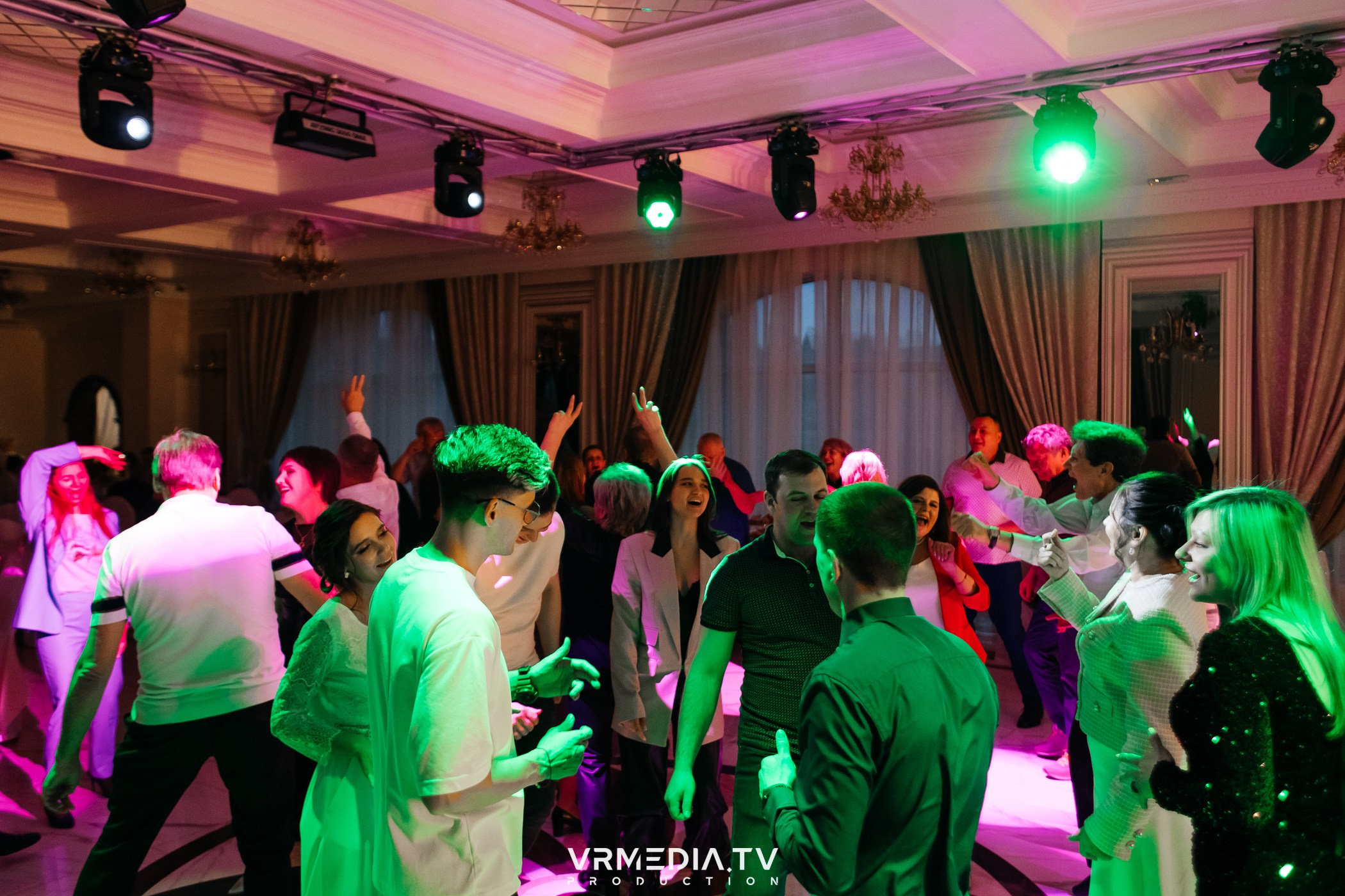 Выходные в ресторане «Лазурный берег»