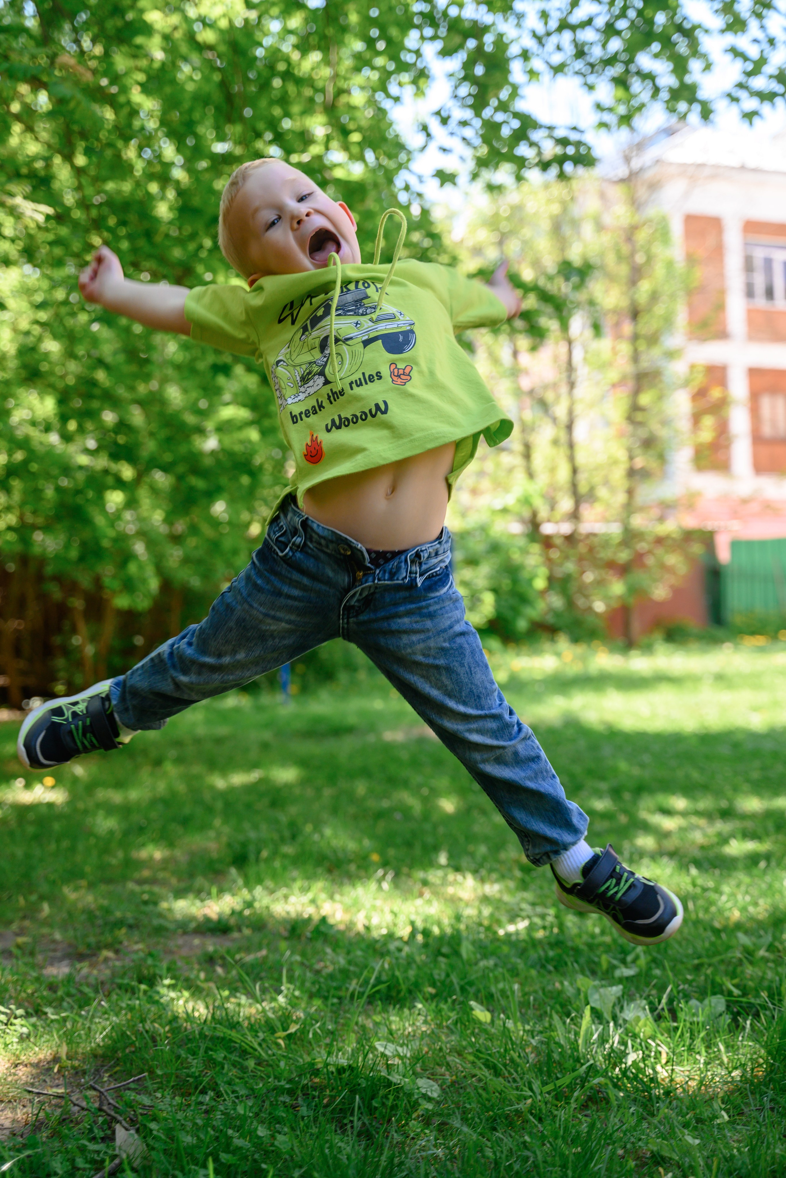 Альбомы для выпускников 1 4 9 11 классов. Выпускные альбомы в Туле и Тульской области для школ и детских садов