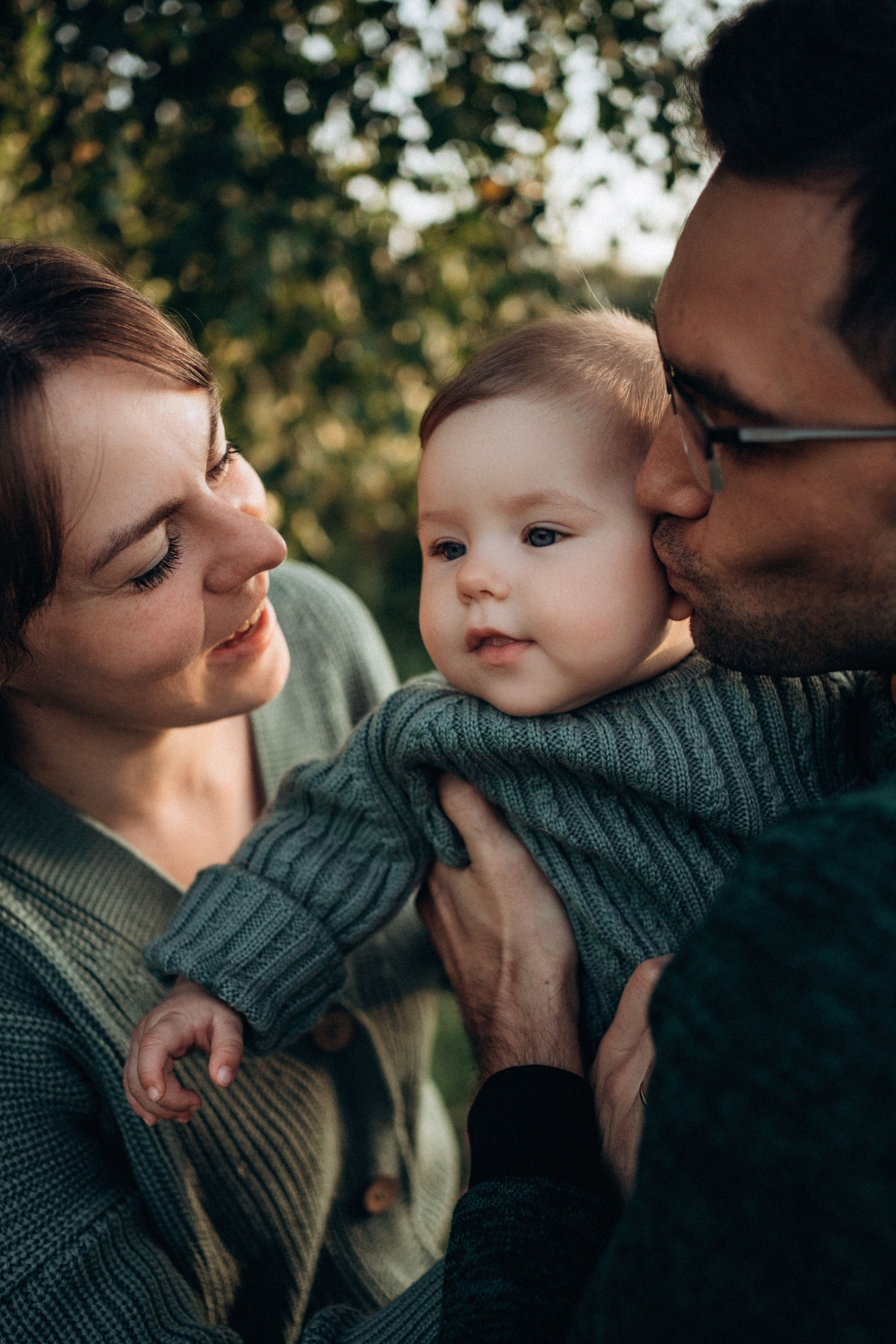 Прогулка в поле. Фотограф новорожденных и малышей до года в Москве Анастасия Соколова