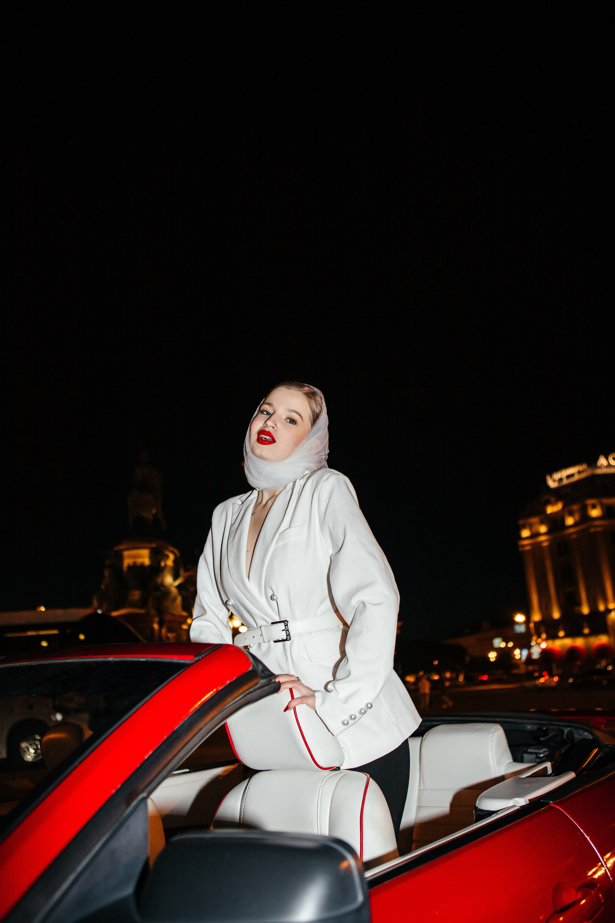 Алена — ночной кабриолет. Elena Sova — семейный и женский фотограф в Санкт-Петербурге