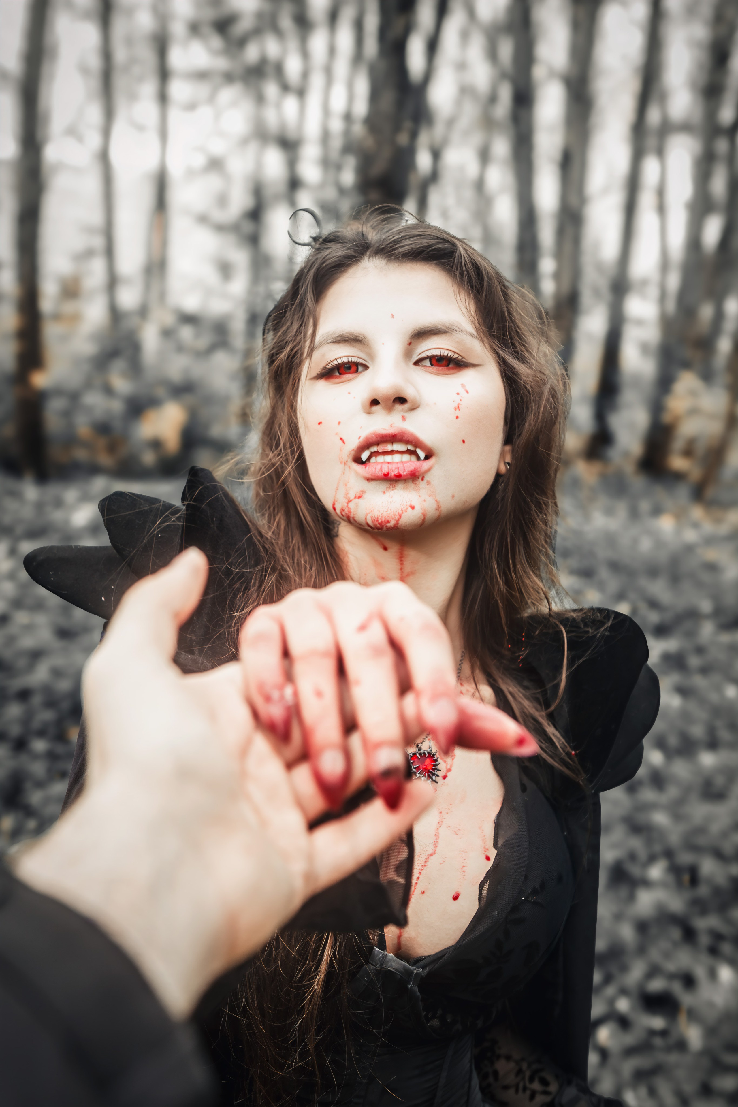 Фотосессия Вампиры в лесу