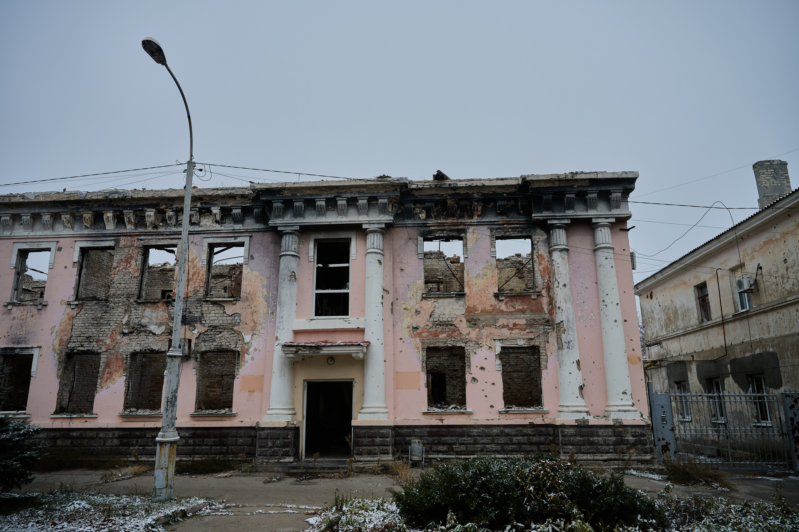 Лисичанск (Луганская область). Декабрь 2024 года. Фотограф Роман Адлер