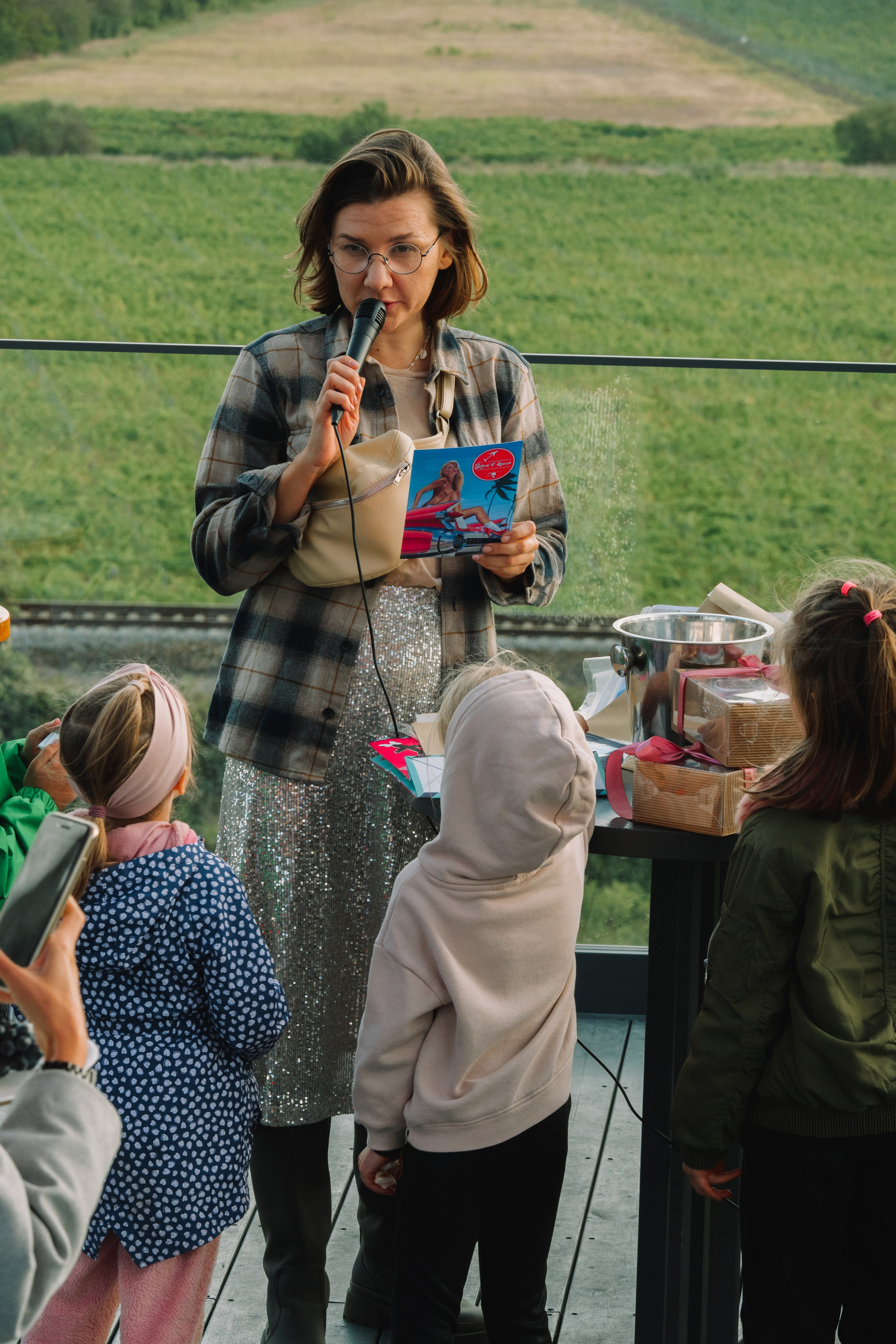 Mothers' Day Party. Fotograf Dmitrii Donets