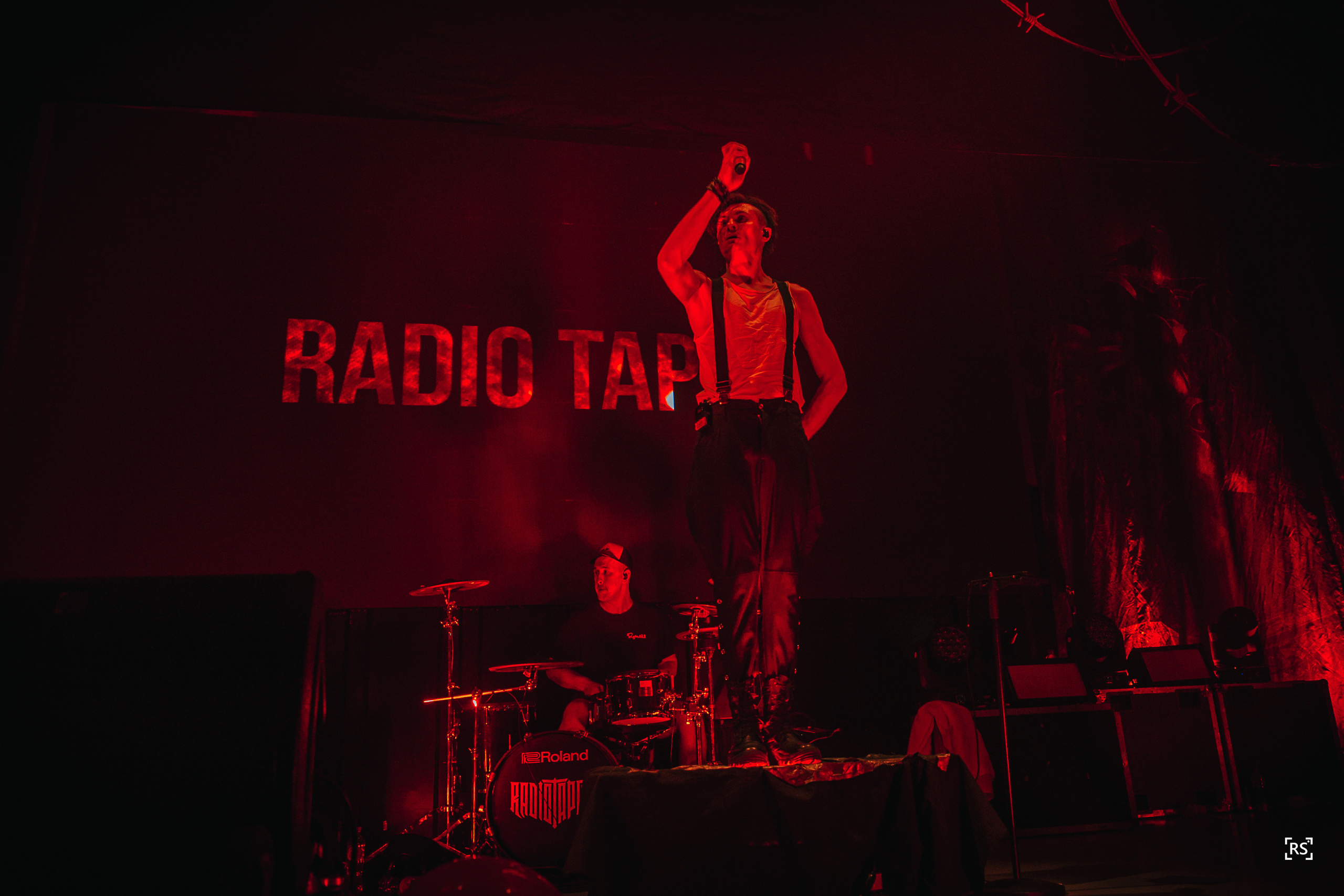 Концерт RADIO TAPOK. Фотограф Москва Никита Рябиков