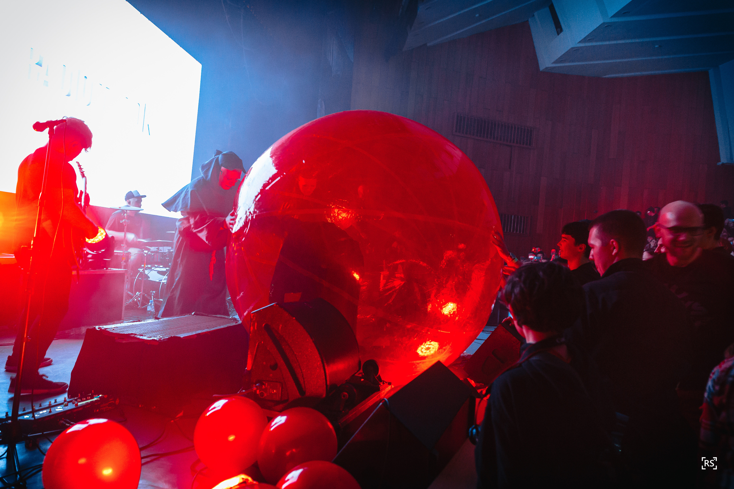 Концерт RADIO TAPOK. Фотограф Москва Никита Рябиков