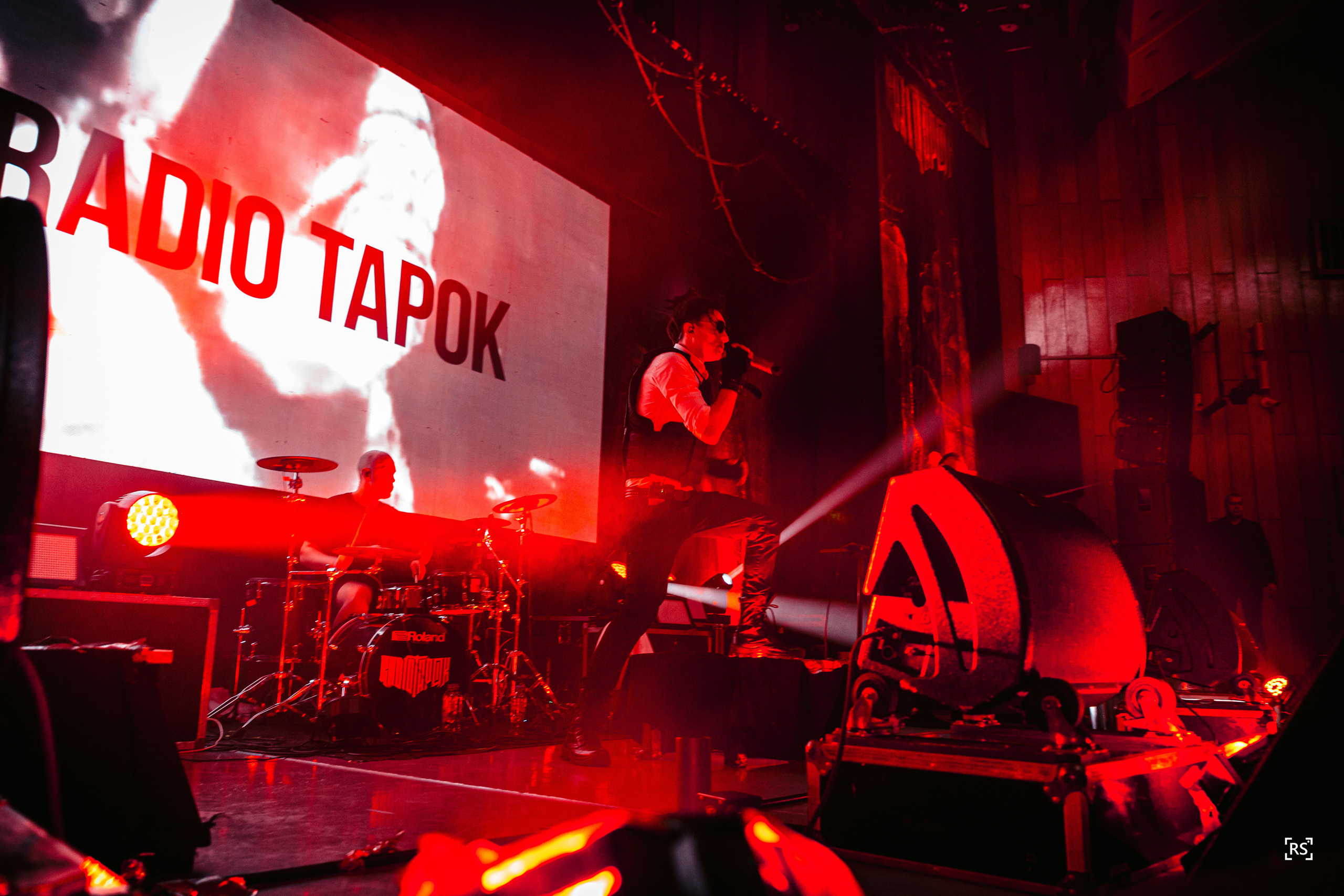 Концерт RADIO TAPOK. Фотограф Москва Никита Рябиков