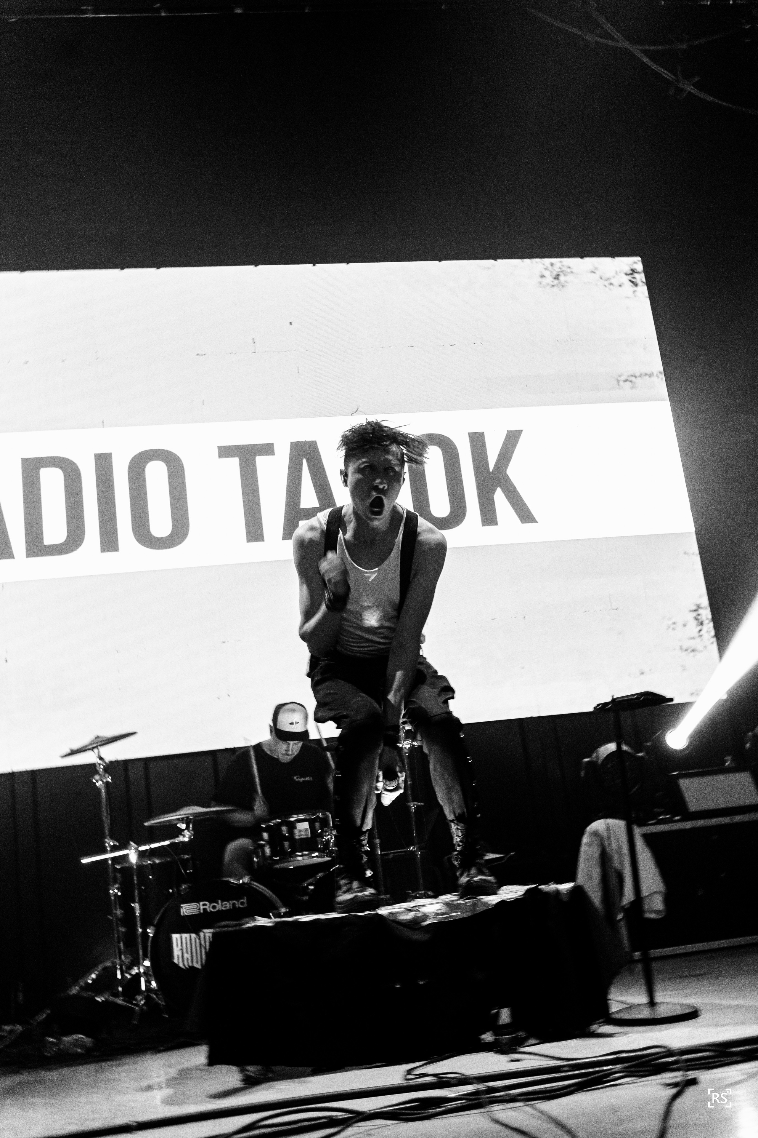 Концерт RADIO TAPOK. Фотограф Москва Никита Рябиков