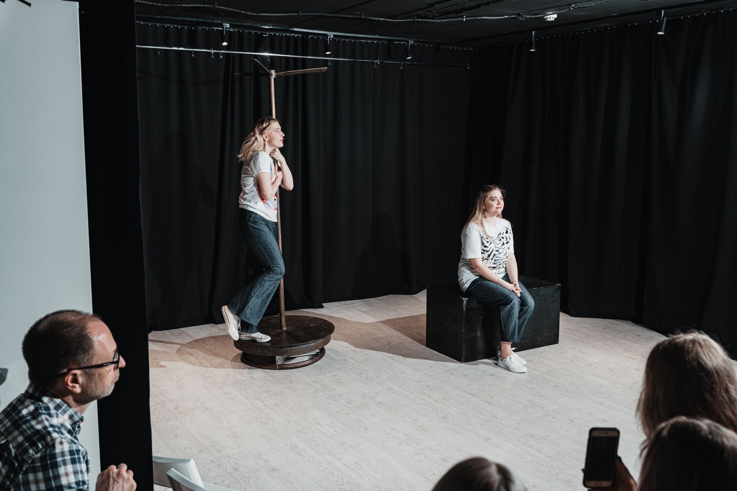 Открытие молодежного профессионального театра «АртистЛэнд». Фотограф Москва Никита Рябиков