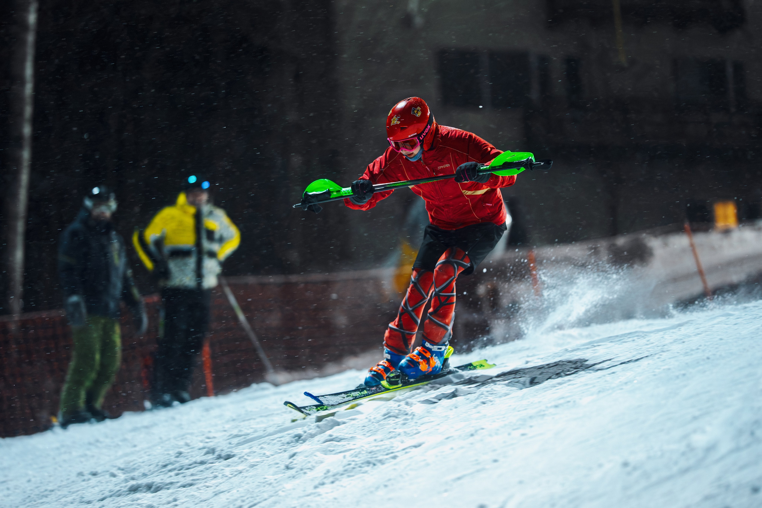 2025.12.25 | Горные лыжи. Тренировка. Шуколово, 5й склон. Фотограф Студитский Евгений