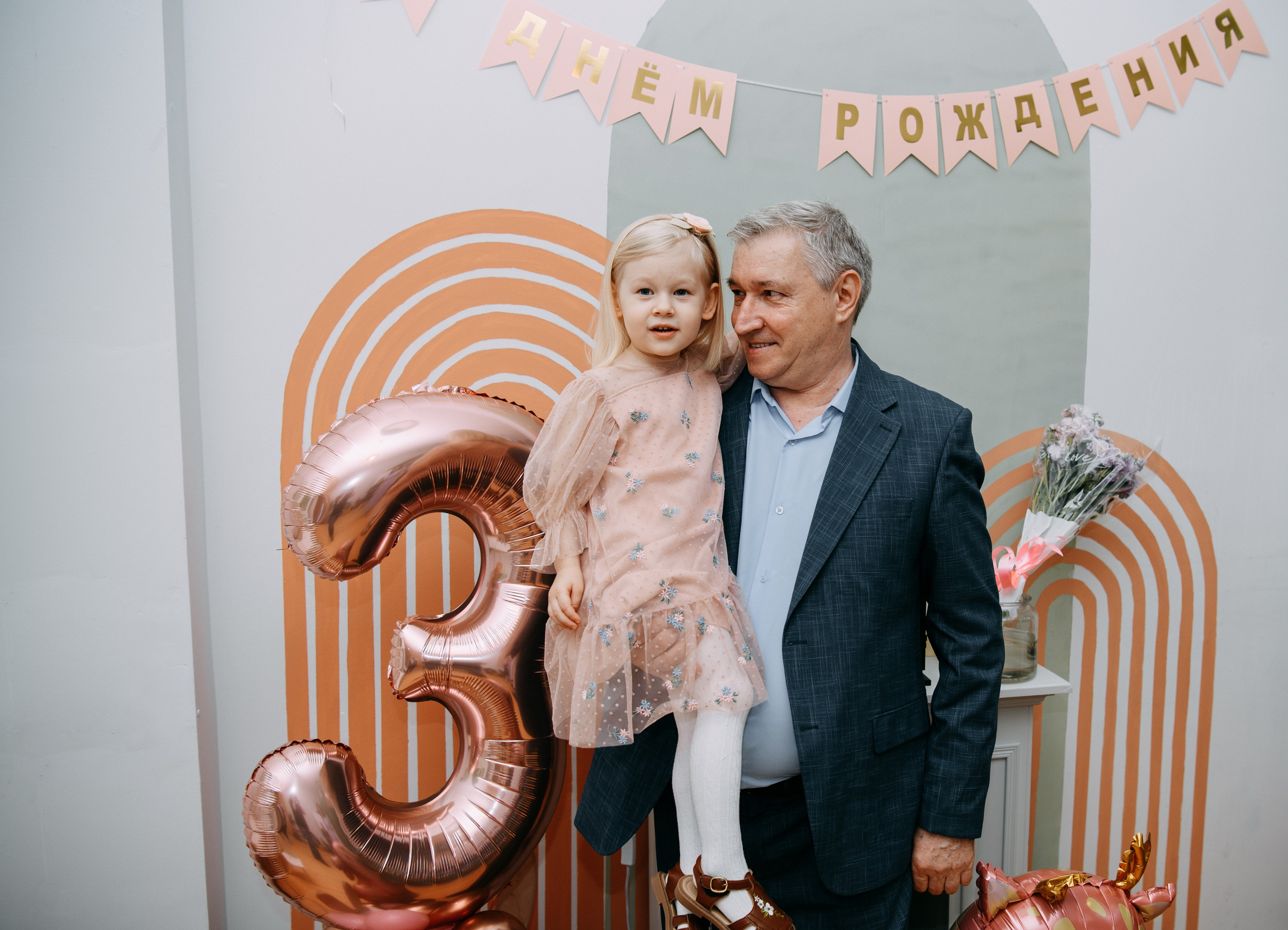 День рождения Анны Павловны. Фотограф на выписку из роддома в Москве и МО