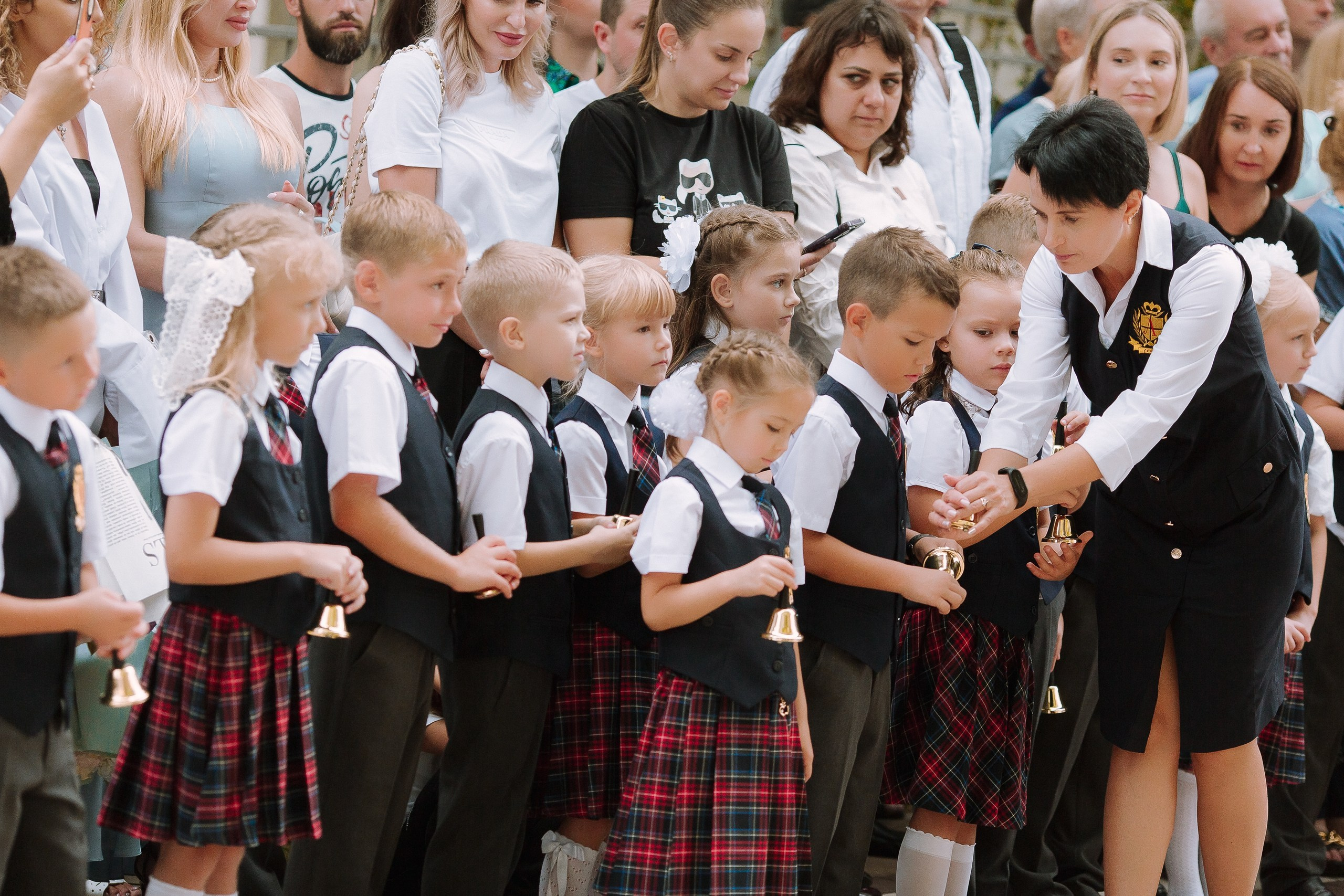 1 класс школа «Личность». Выпускные альбомы Натальи Бутко: Новороссийск, Анапа, Геленджик