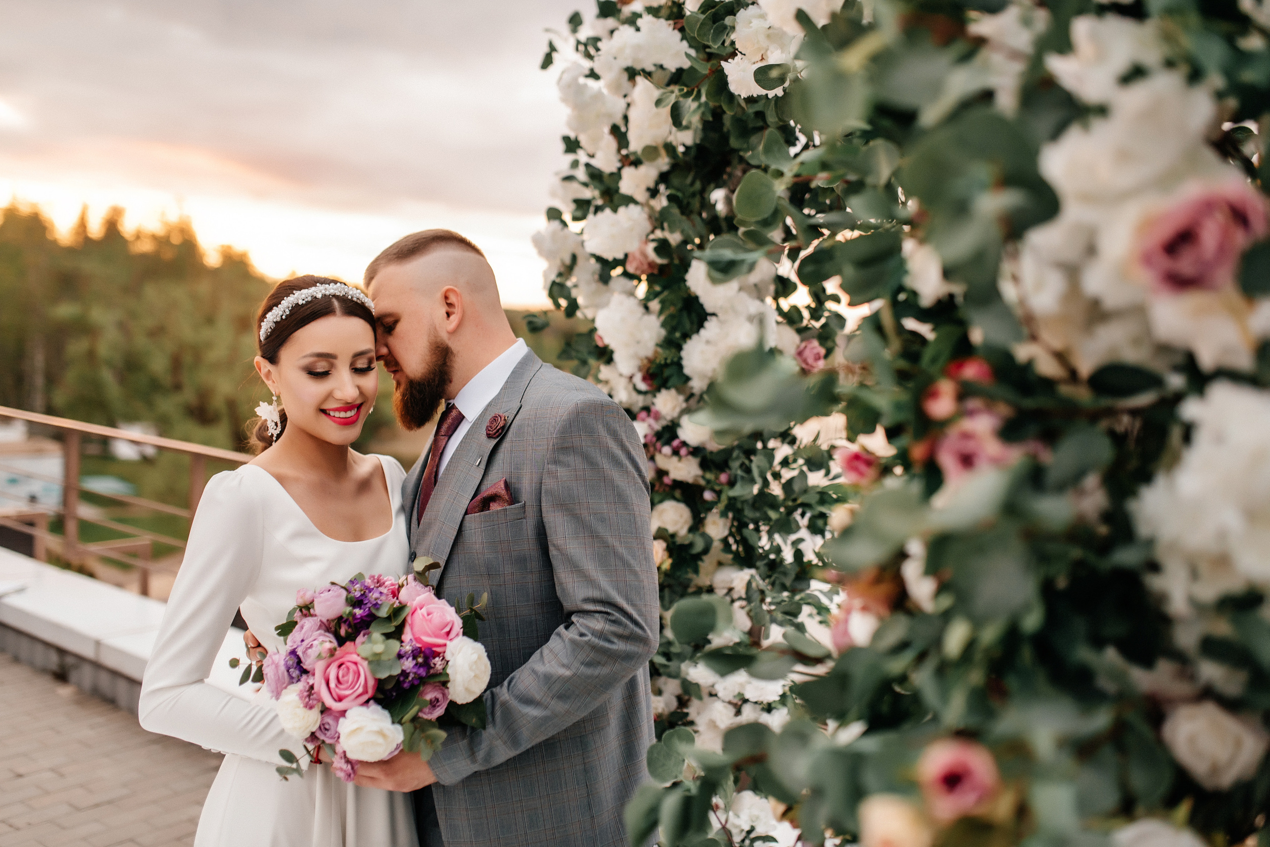 Василиса и Евгений. Свадебный салон-ателье Бонжур в Минске Bonjour