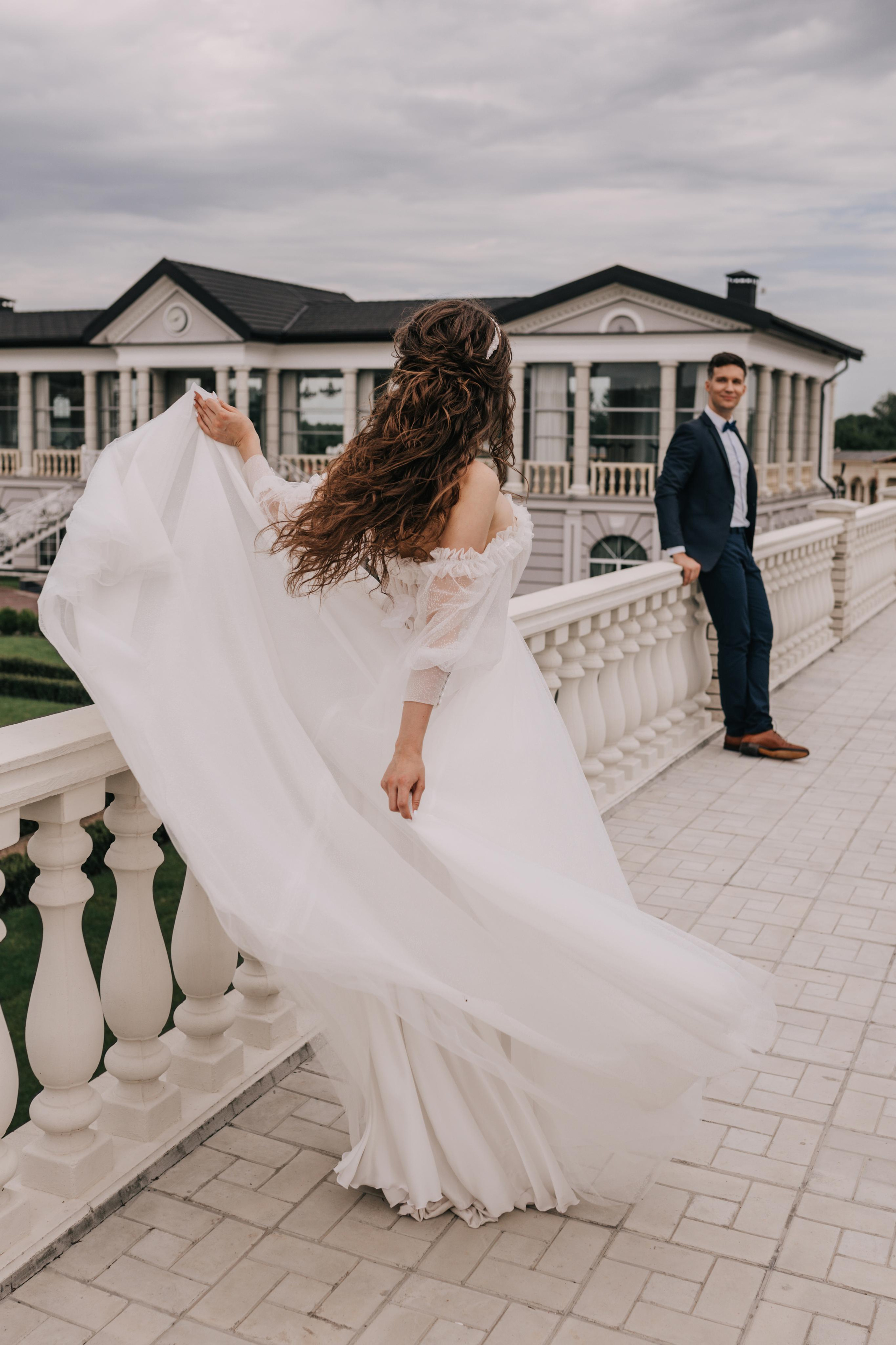 Юля и Максим. Свадебный салон-ателье Бонжур в Минске Bonjour