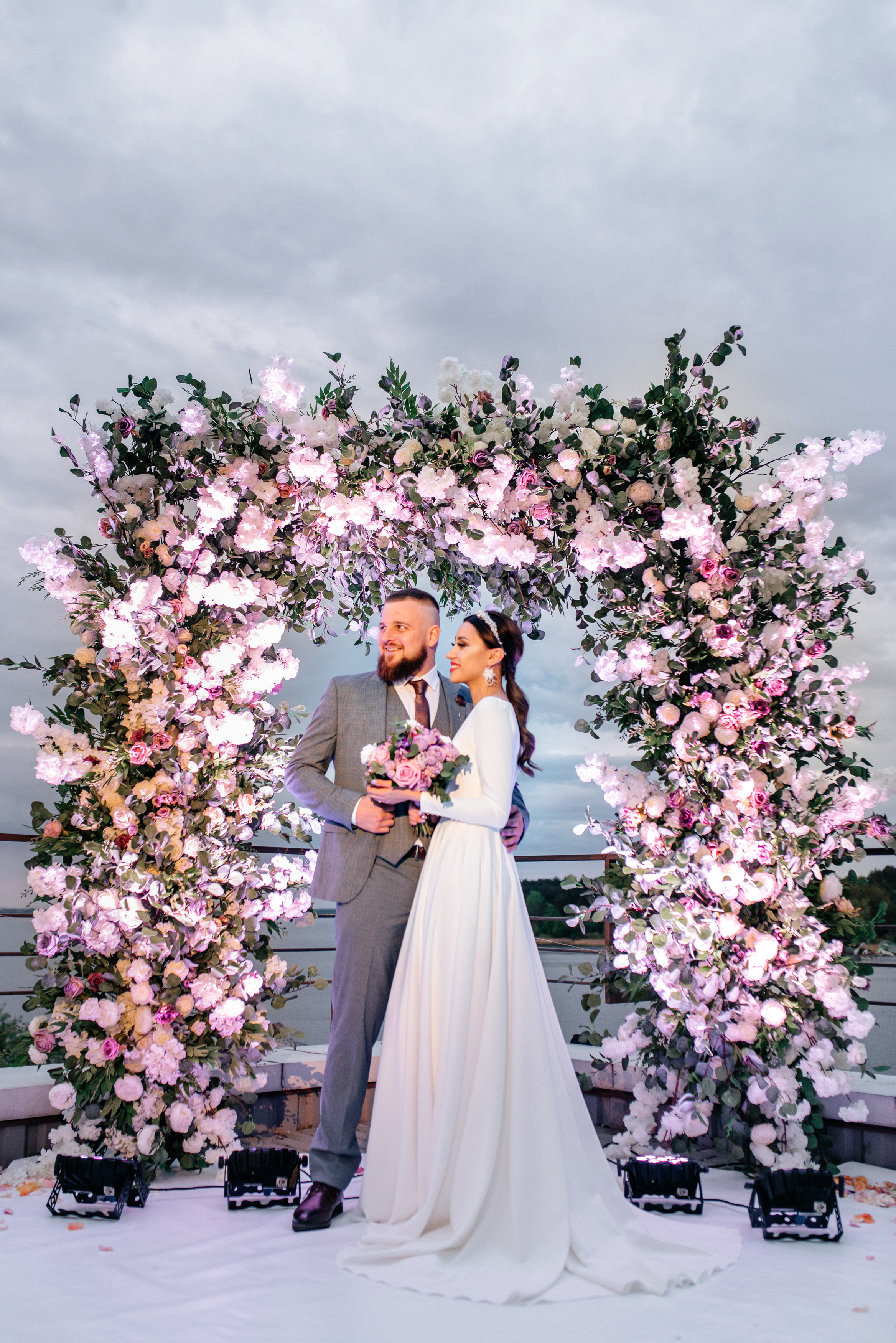 Василиса и Евгений. Свадебный салон-ателье Бонжур в Минске Bonjour