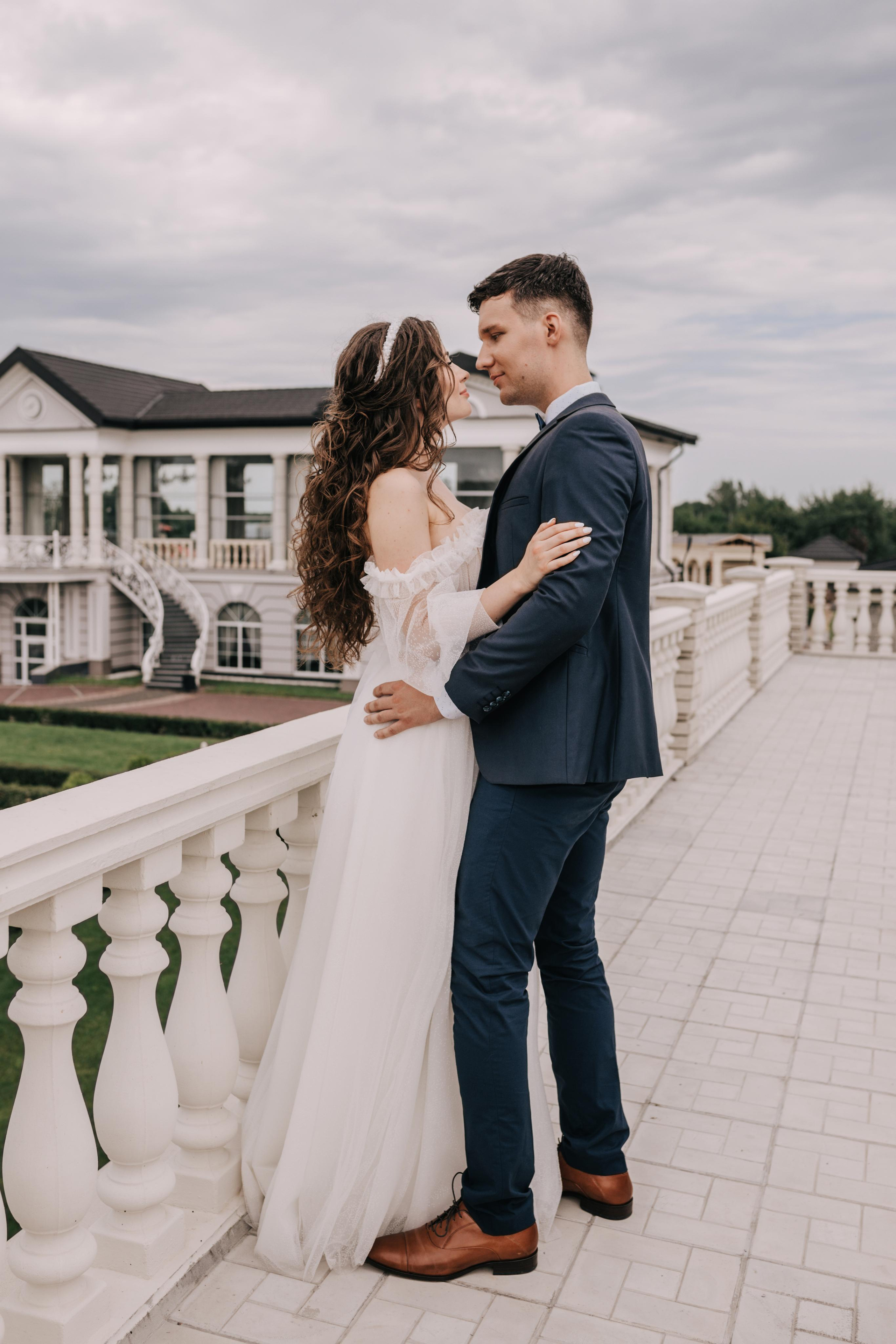 Юля и Максим. Свадебный салон-ателье Бонжур в Минске Bonjour