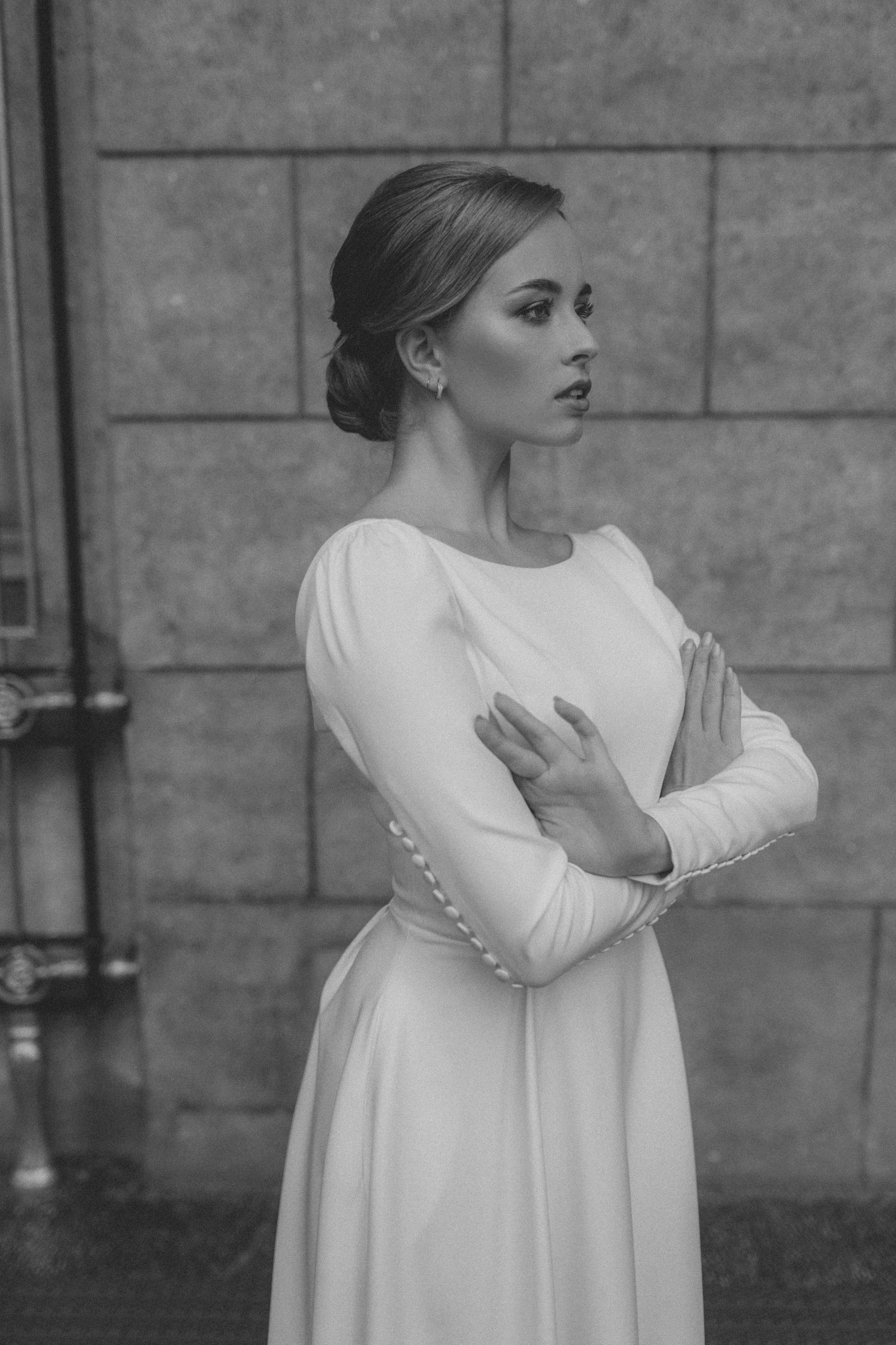 Фотосессия невесты Маргариты в свадебном платье Брижит миди от Бонжур. Свадебный салон-ателье Бонжур в Минске Bonjour