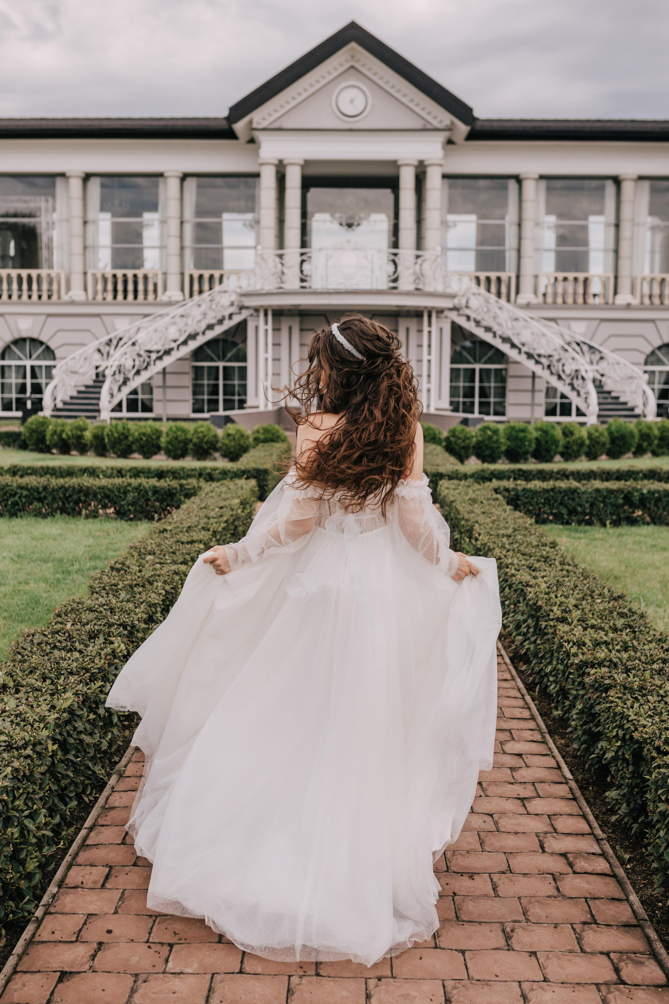 Юля и Максим. Свадебный салон-ателье Бонжур в Минске Bonjour