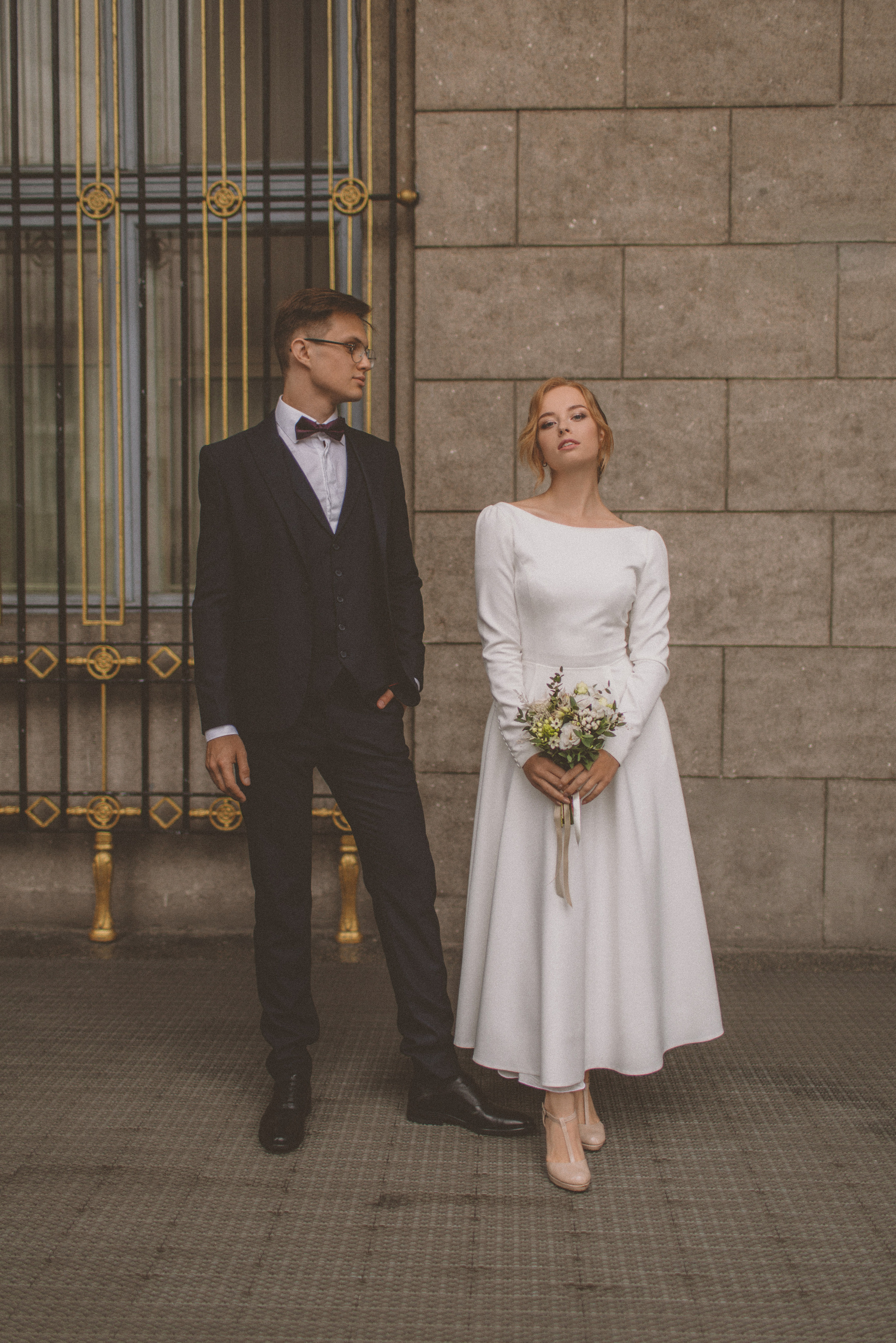 Фотосессия невесты Маргариты в свадебном платье Брижит миди от Бонжур. Свадебный салон-ателье Бонжур в Минске Bonjour