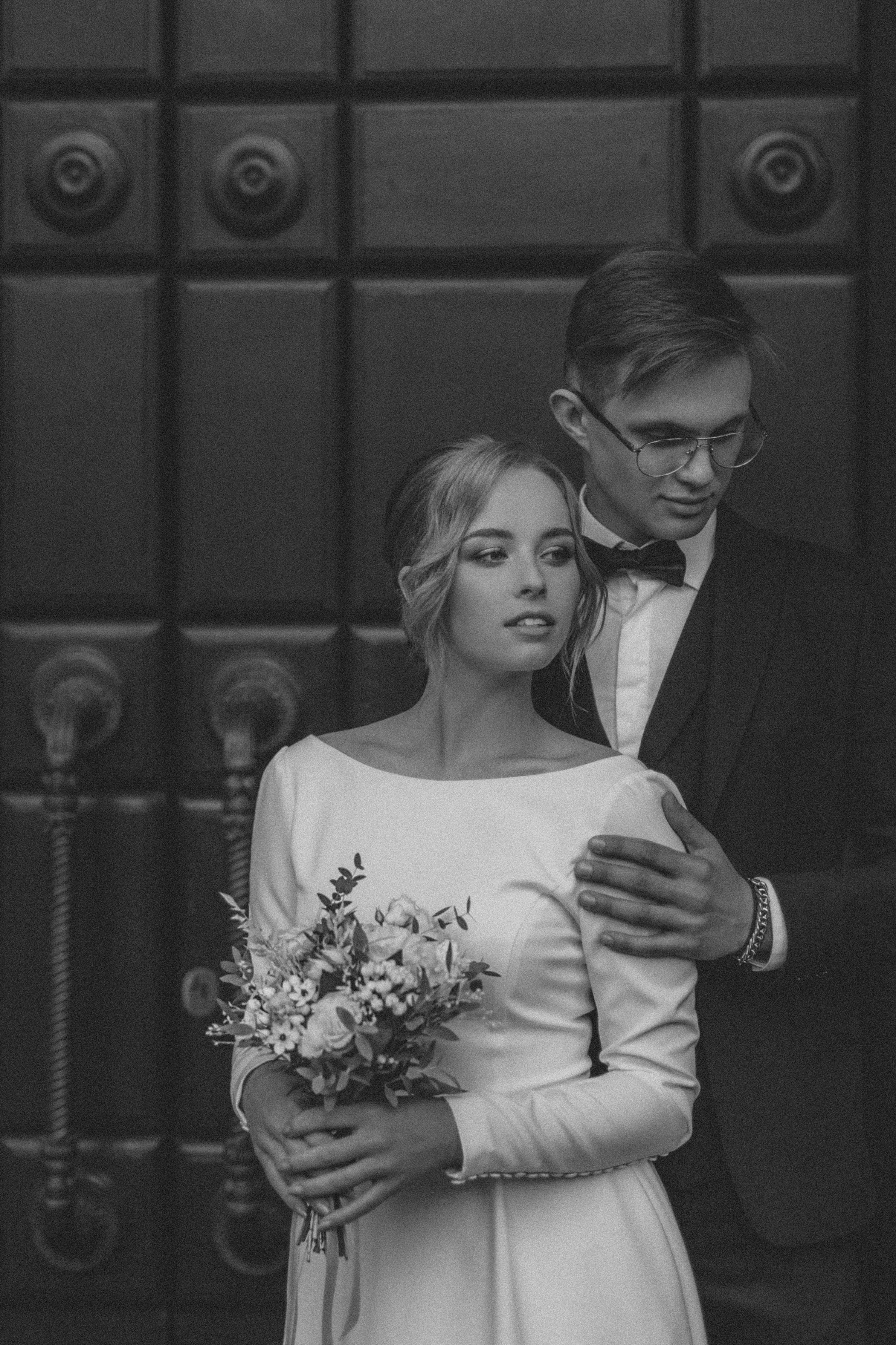 Фотосессия невесты Маргариты в свадебном платье Брижит миди от Бонжур. Свадебный салон-ателье Бонжур в Минске Bonjour