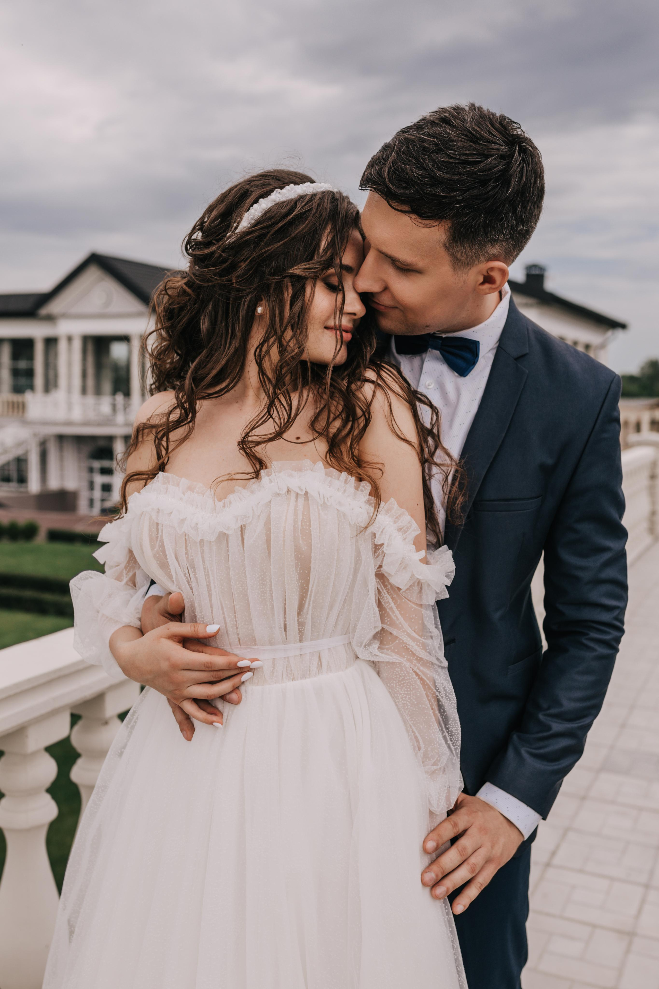 Юля и Максим. Свадебный салон-ателье Бонжур в Минске Bonjour