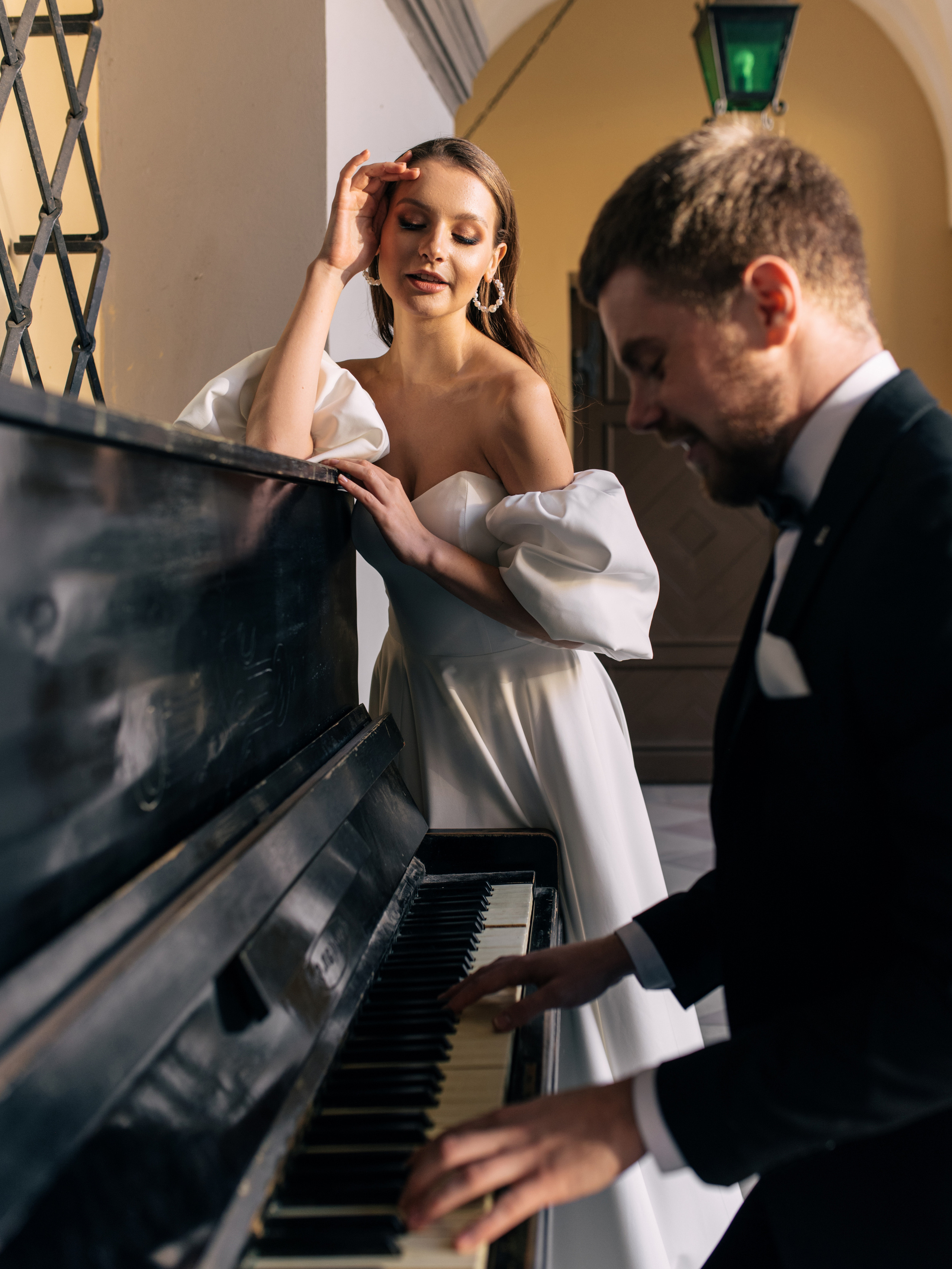 Александр и Валерия. Свадебный салон-ателье Бонжур в Минске Bonjour