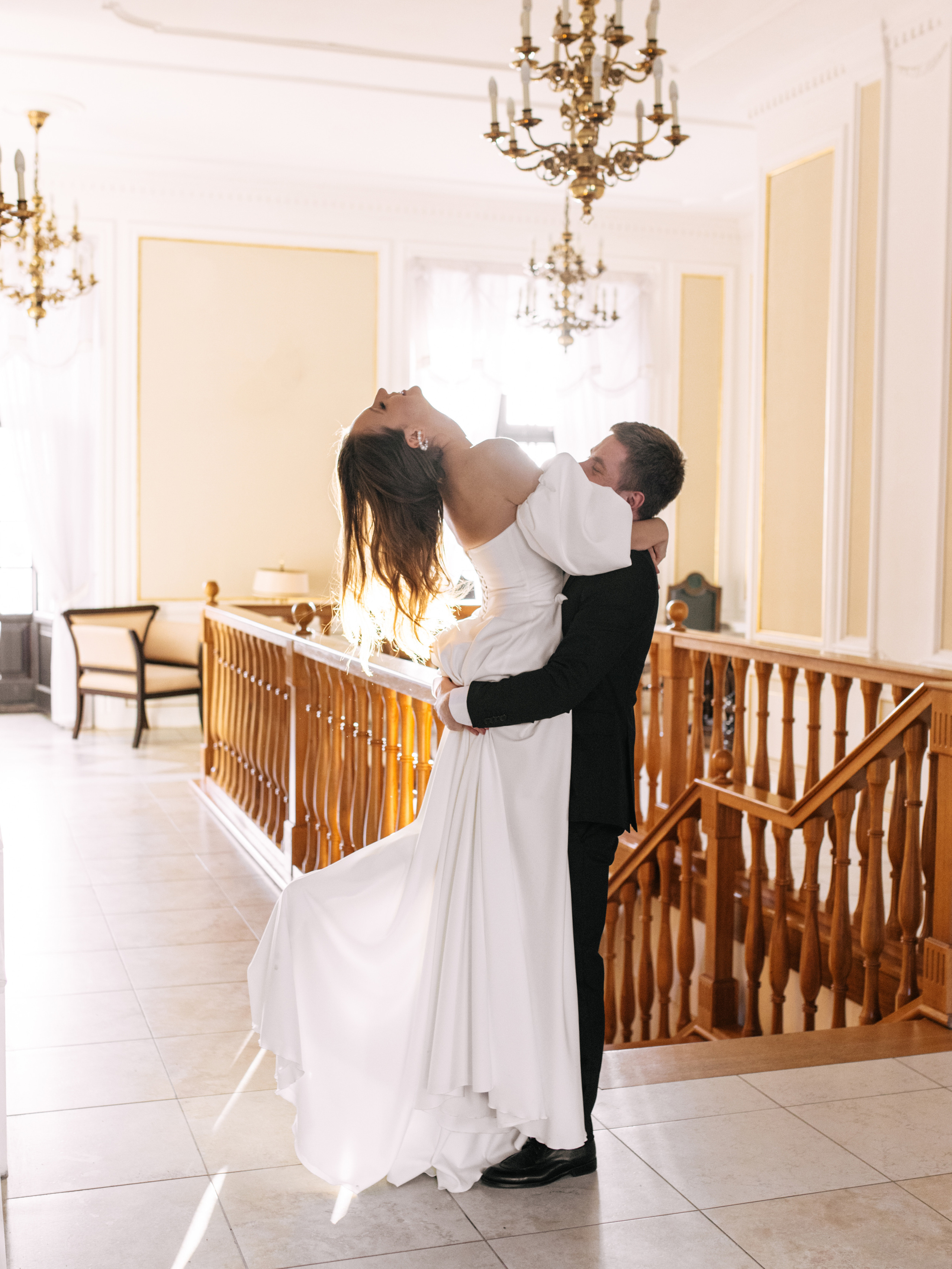 Александр и Валерия. Свадебный салон-ателье Бонжур в Минске Bonjour