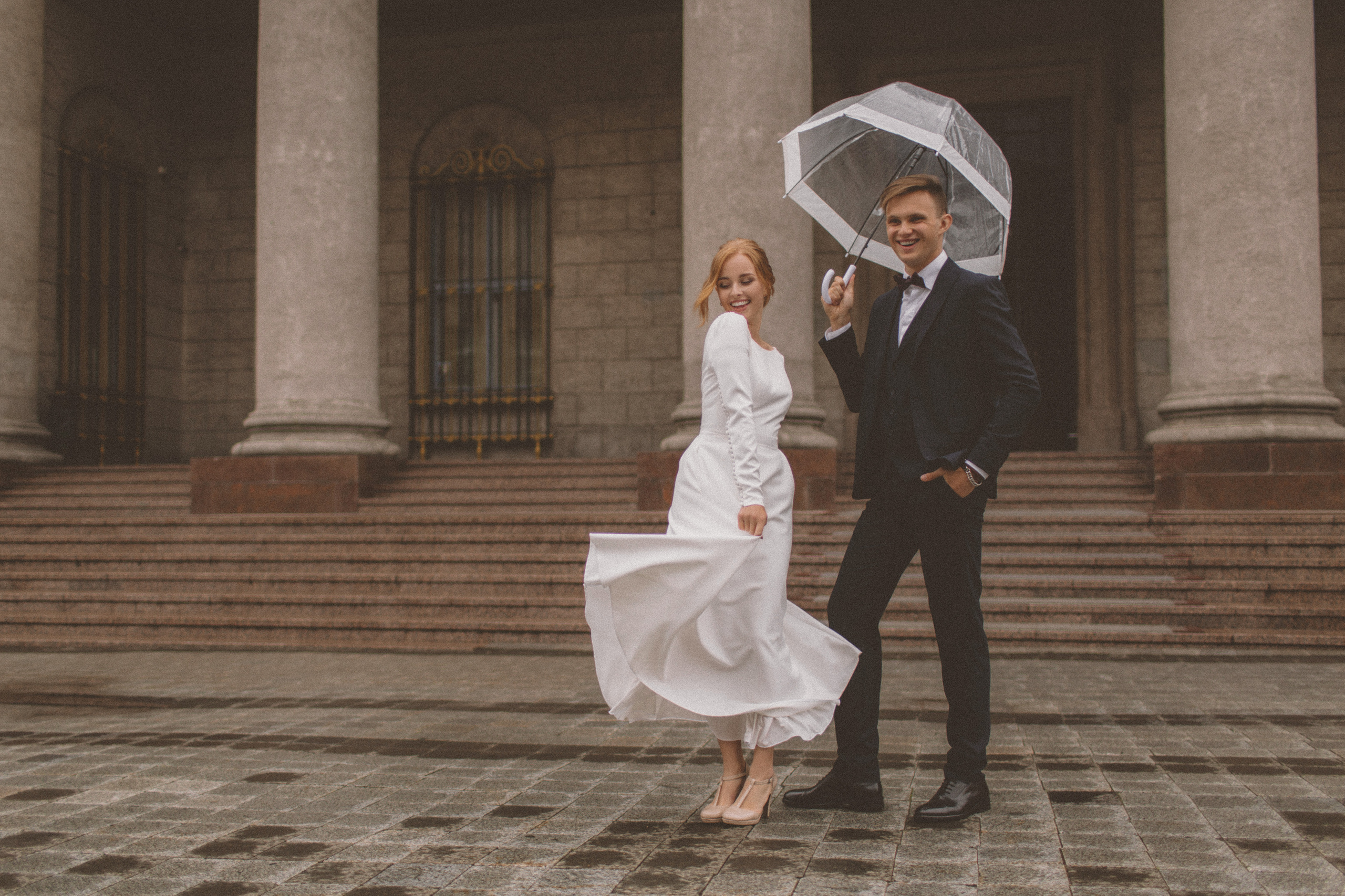 Фотосессия невесты Маргариты в свадебном платье Брижит миди от Бонжур. Свадебный салон-ателье Бонжур в Минске Bonjour