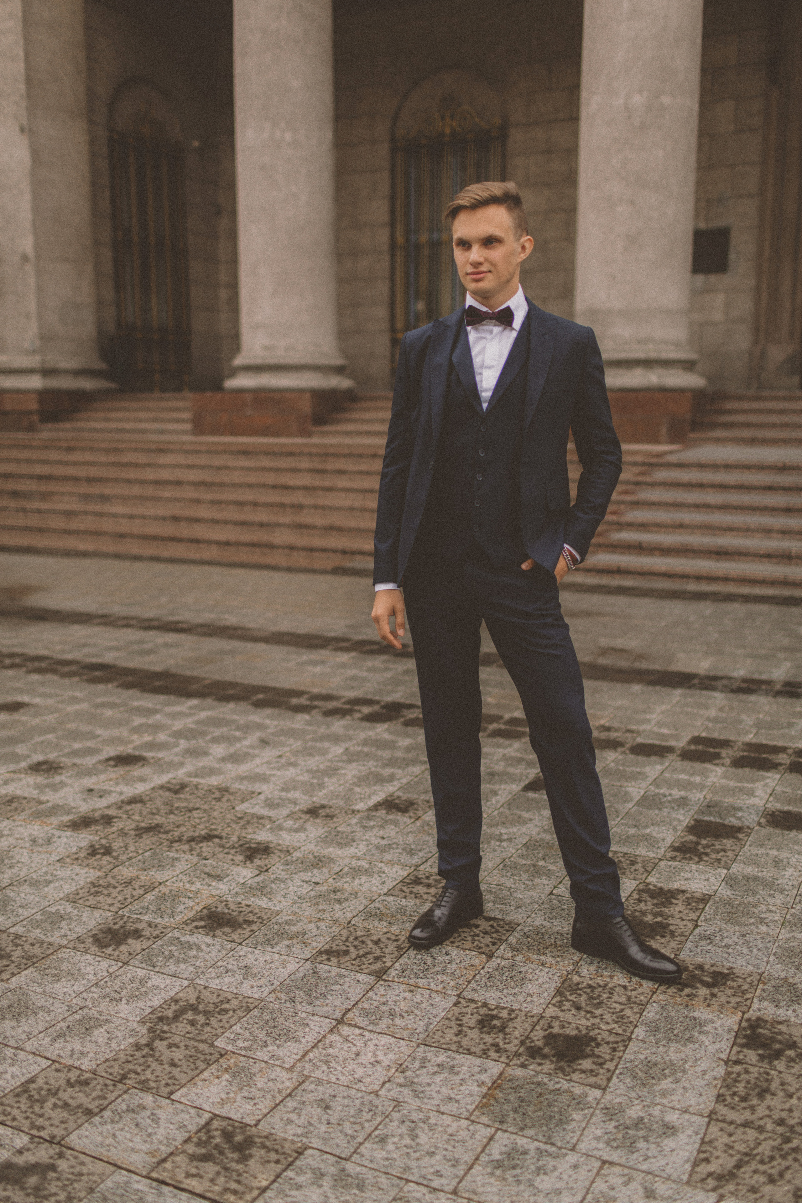 Фотосессия невесты Маргариты в свадебном платье Брижит миди от Бонжур. Свадебный салон-ателье Бонжур в Минске Bonjour