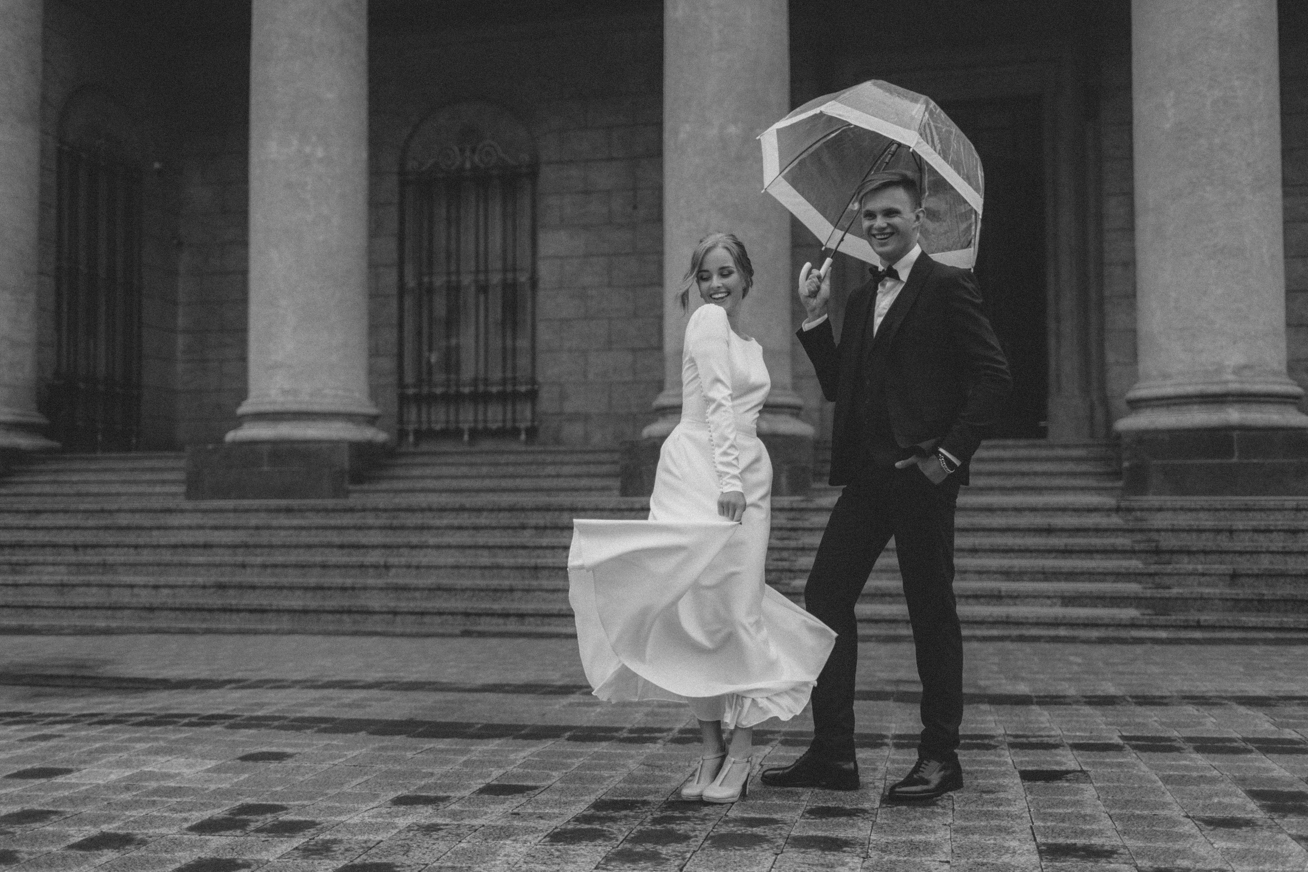 Фотосессия невесты Маргариты в свадебном платье Брижит миди от Бонжур. Свадебный салон-ателье Бонжур в Минске Bonjour