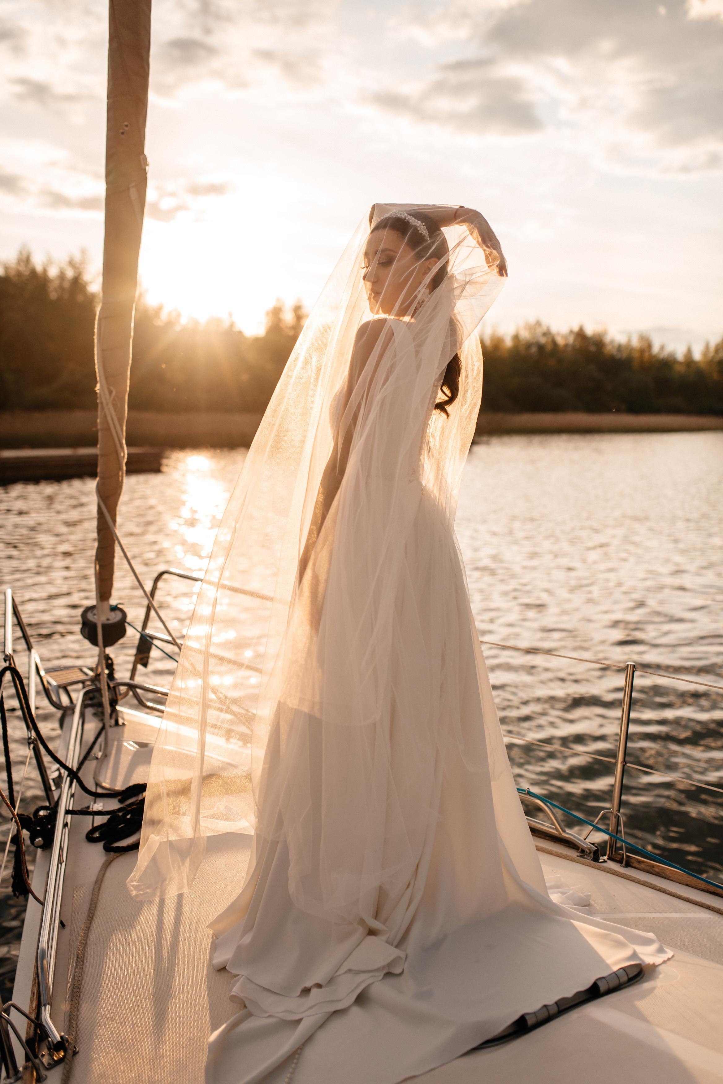 Василиса и Евгений. Свадебный салон-ателье Бонжур в Минске Bonjour