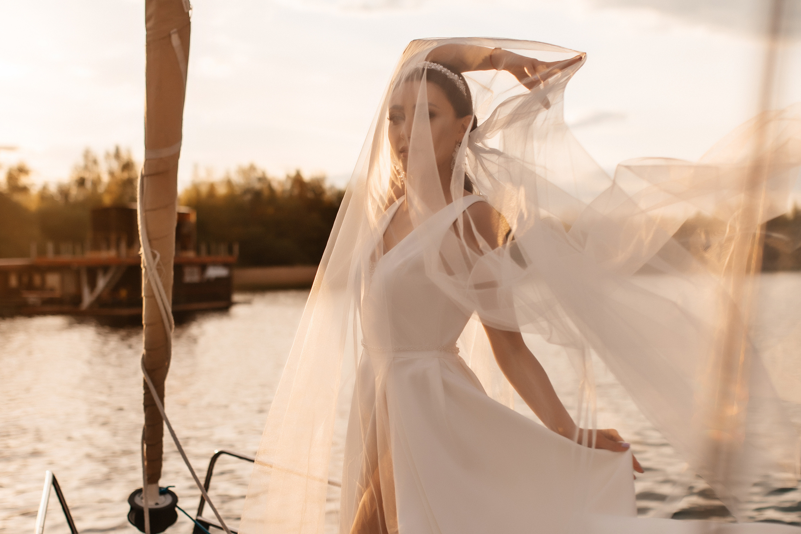 Василиса и Евгений. Свадебный салон-ателье Бонжур в Минске Bonjour