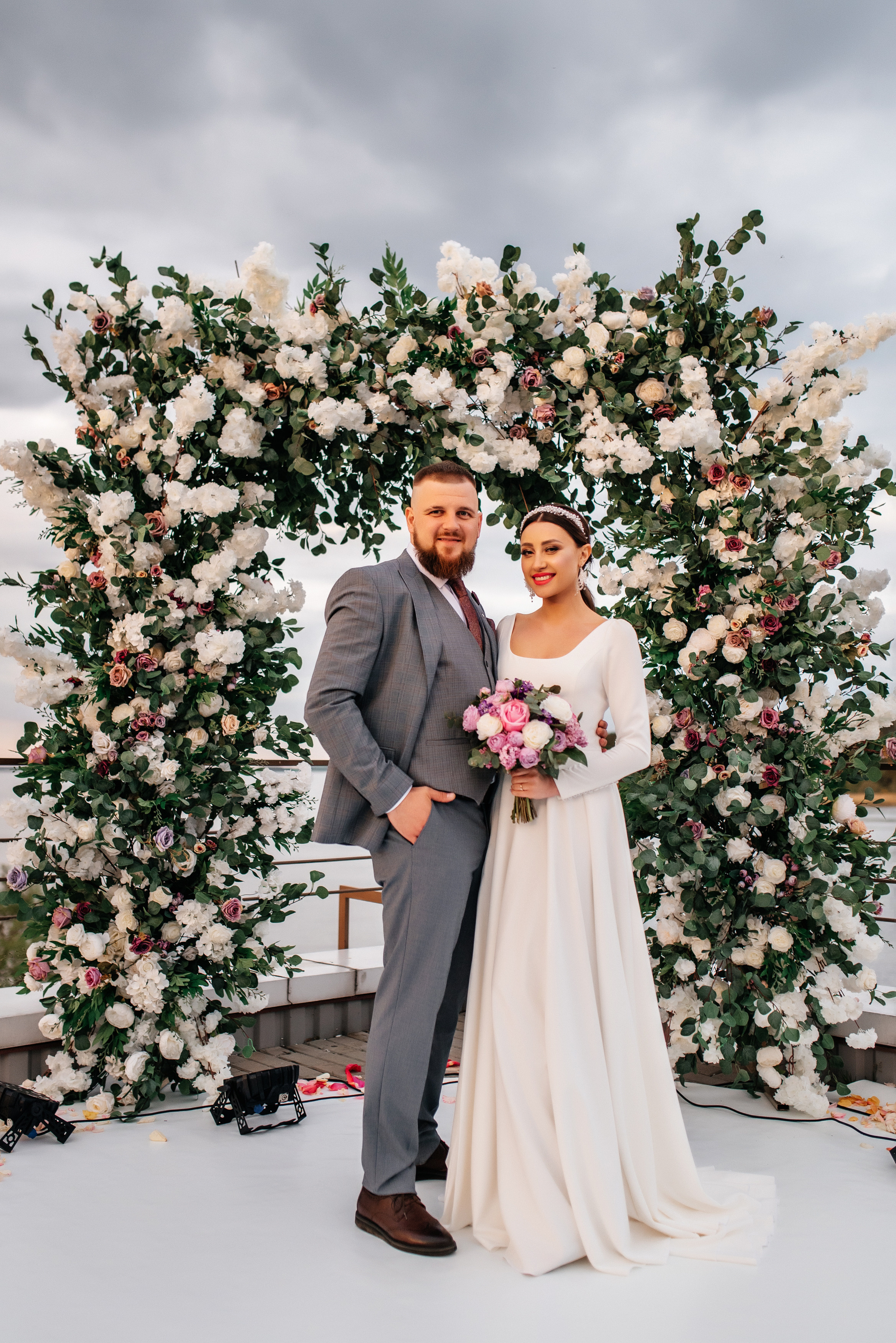 Василиса и Евгений. Свадебный салон-ателье Бонжур в Минске Bonjour